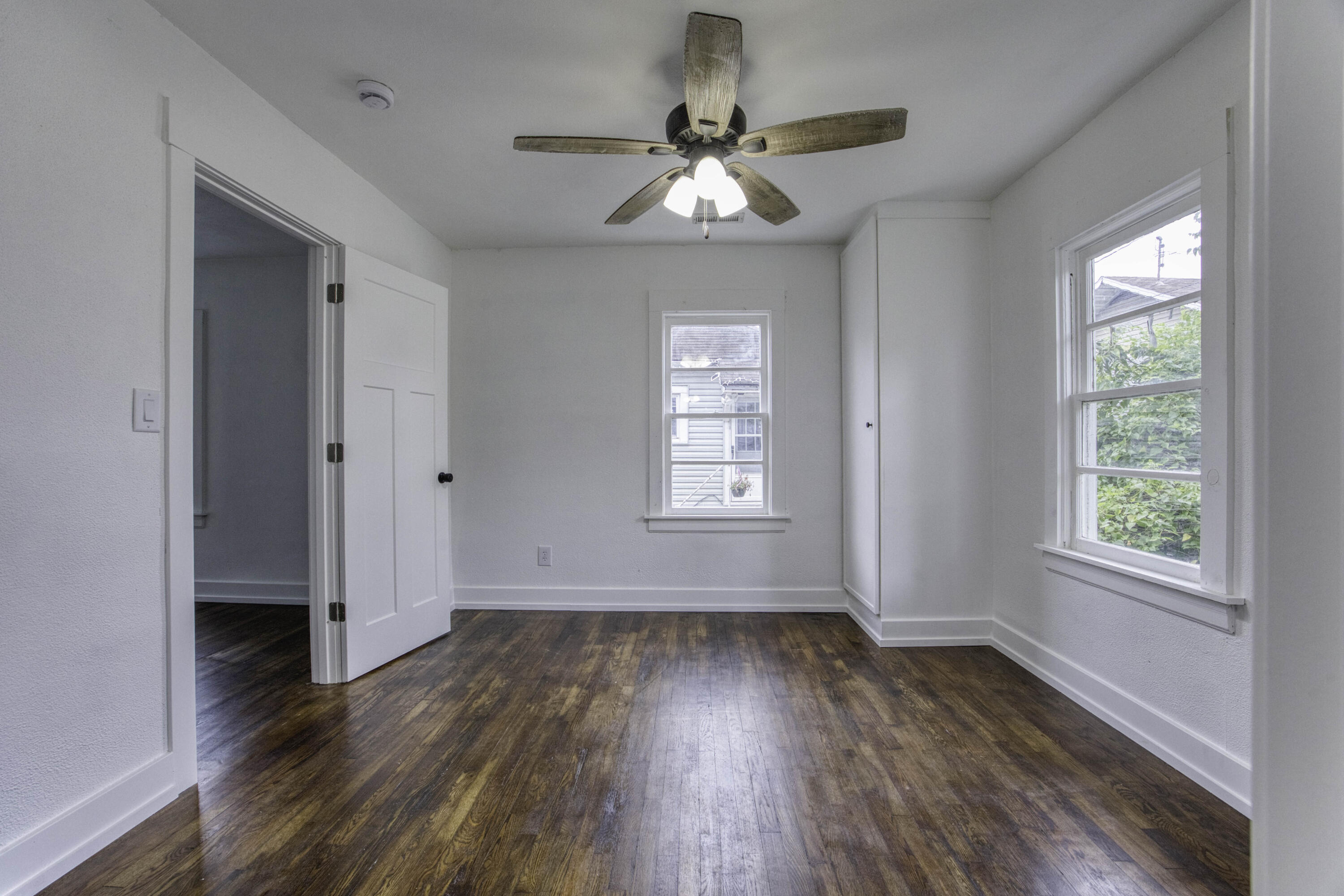 207 North Forest Avenue Property Photo 17