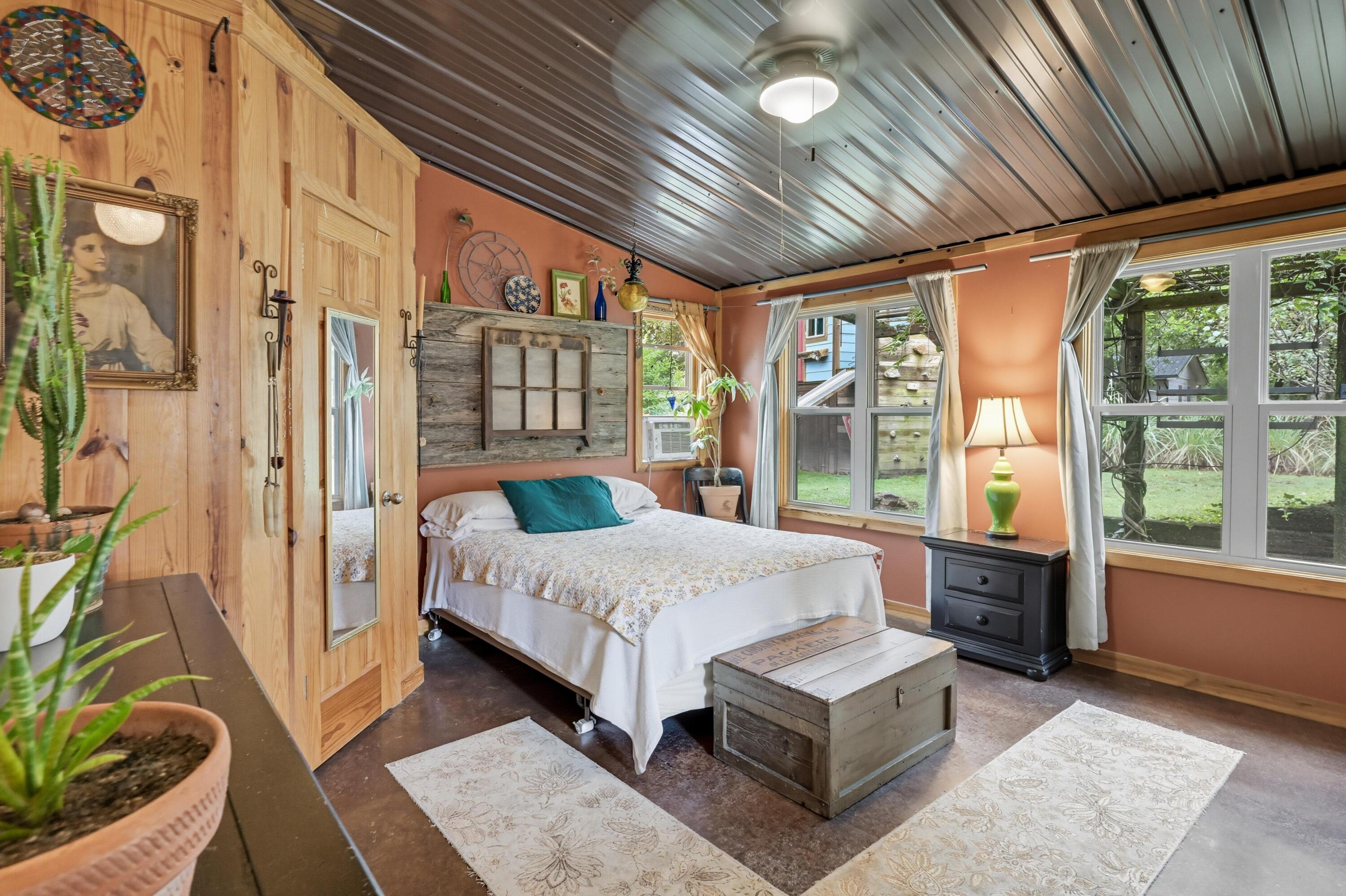 108 North Janice Street Property Photo 12