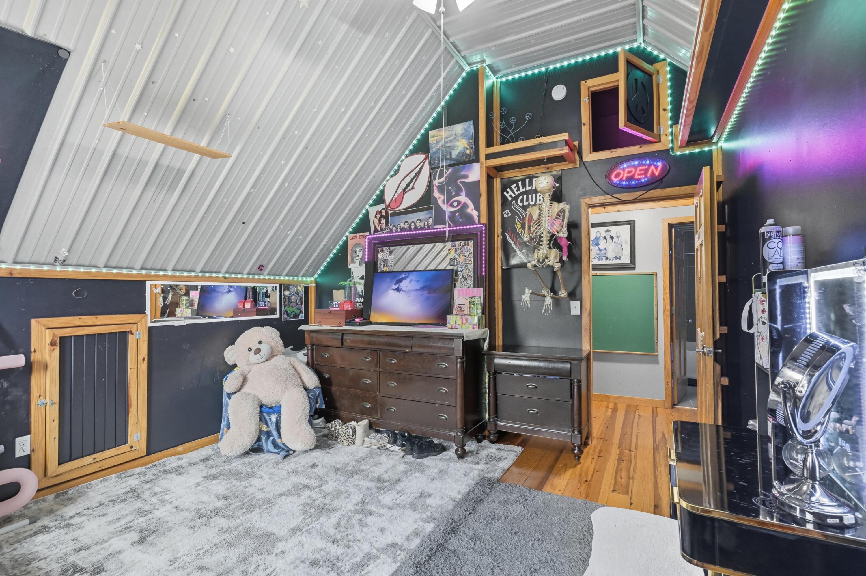 108 North Janice Street Property Photo 22