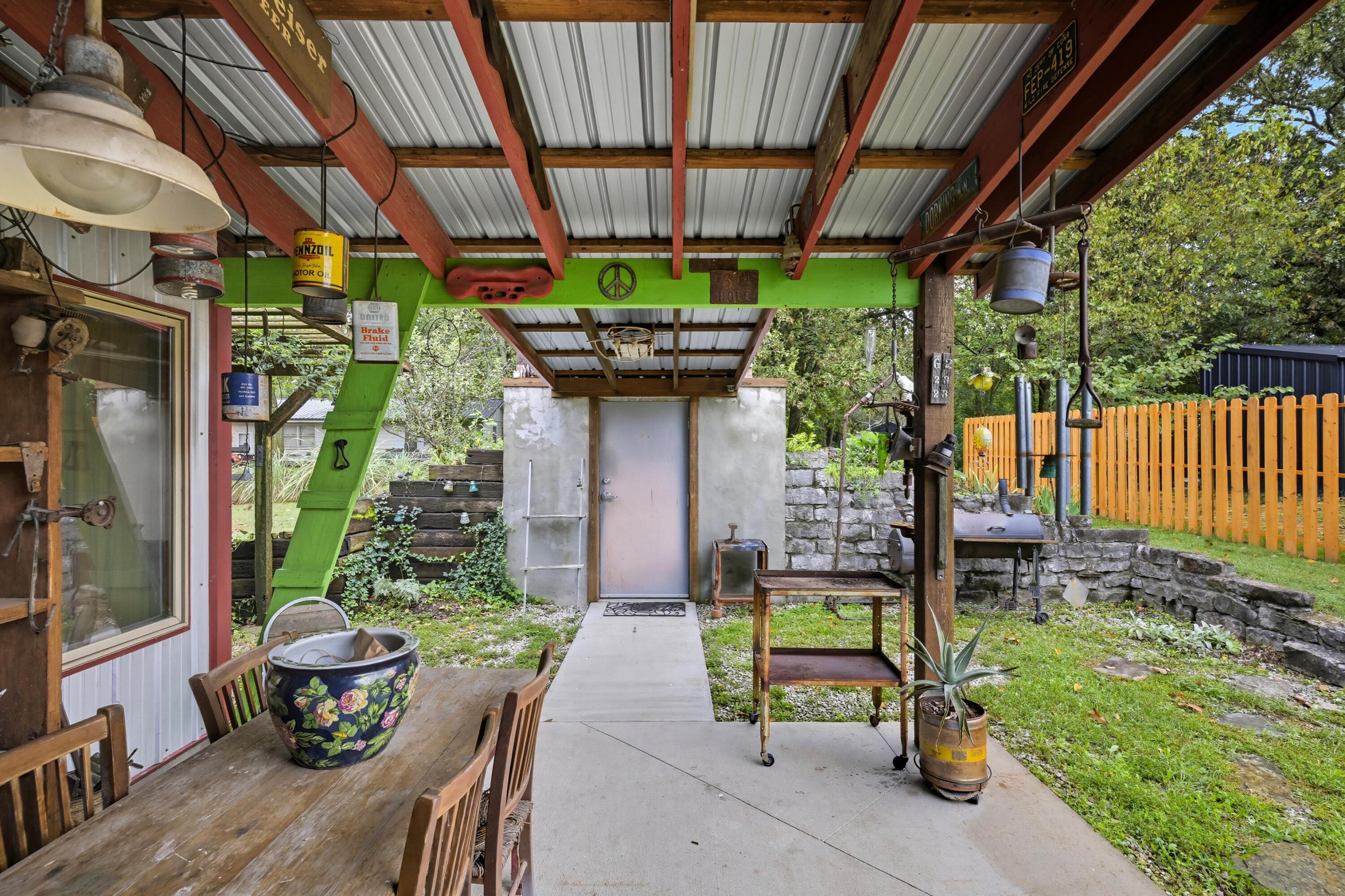 108 North Janice Street Property Photo 30