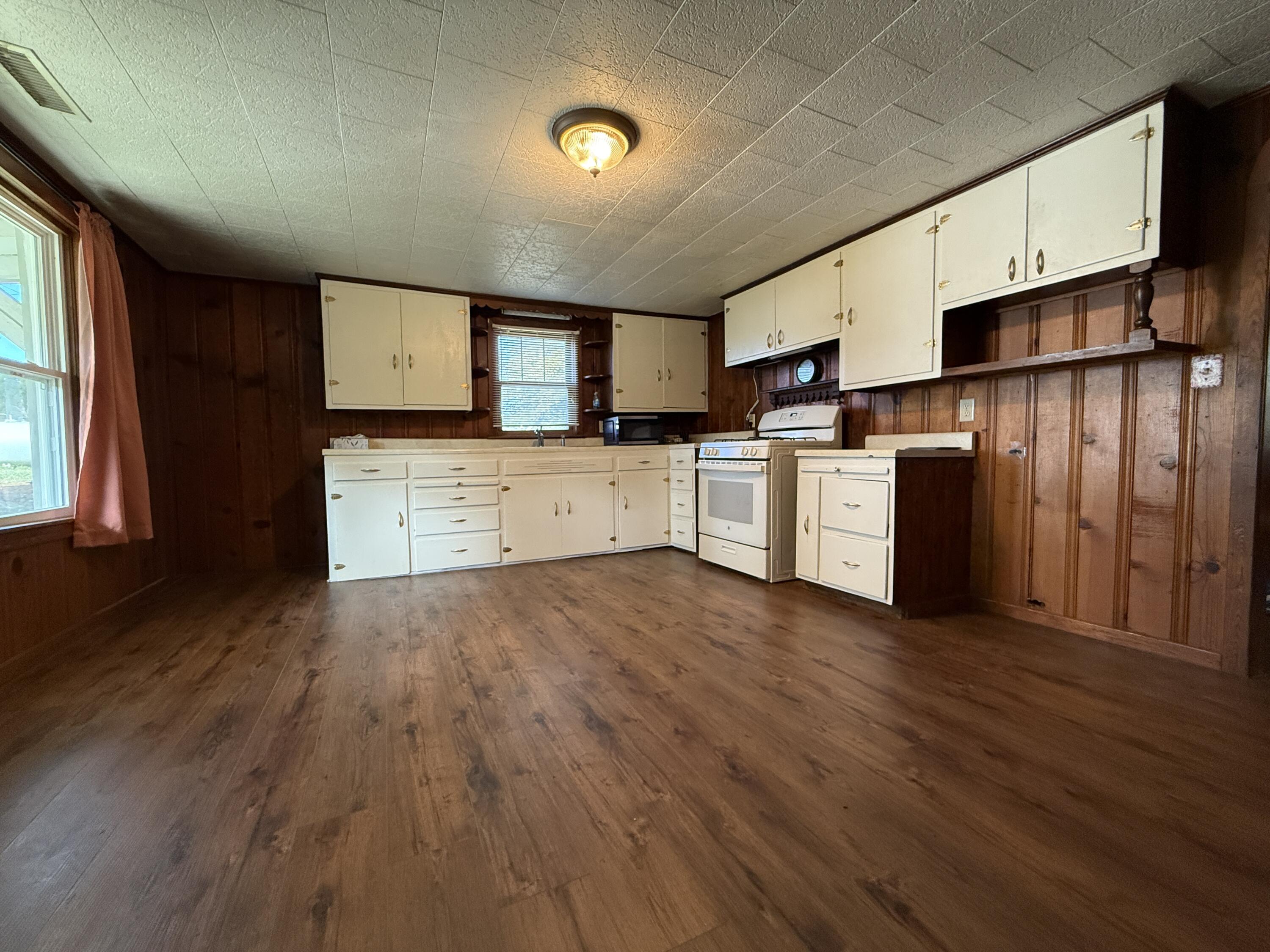 Rr 63 Box 680 Property Photo 45