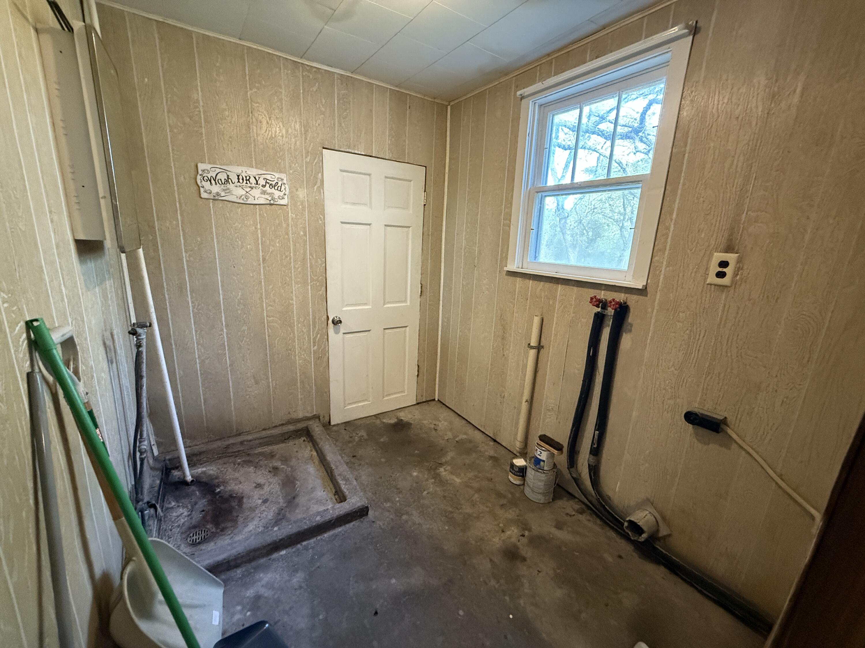 Rr 63 Box 680 Property Photo 58