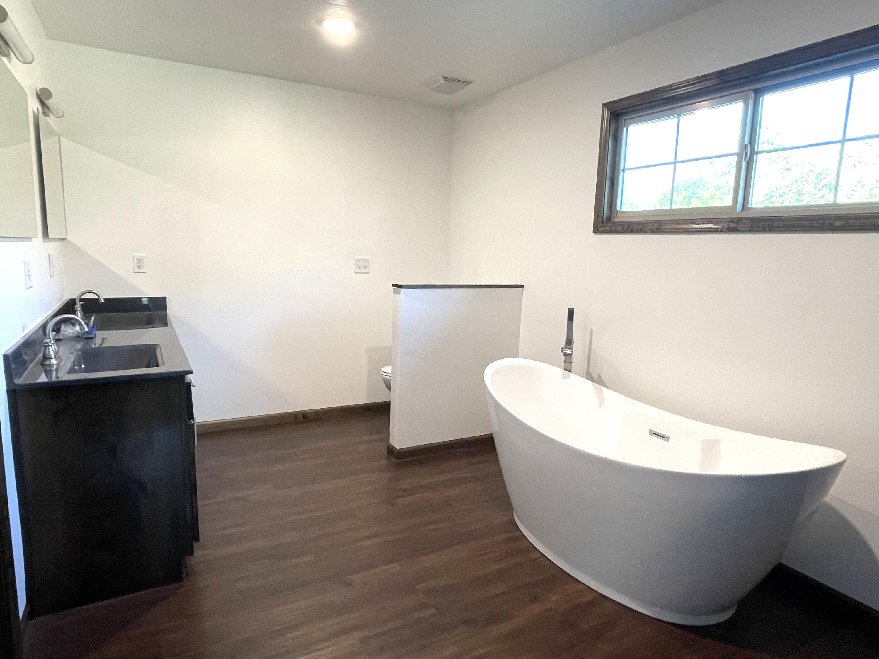 128 Somerset Road Property Photo 18