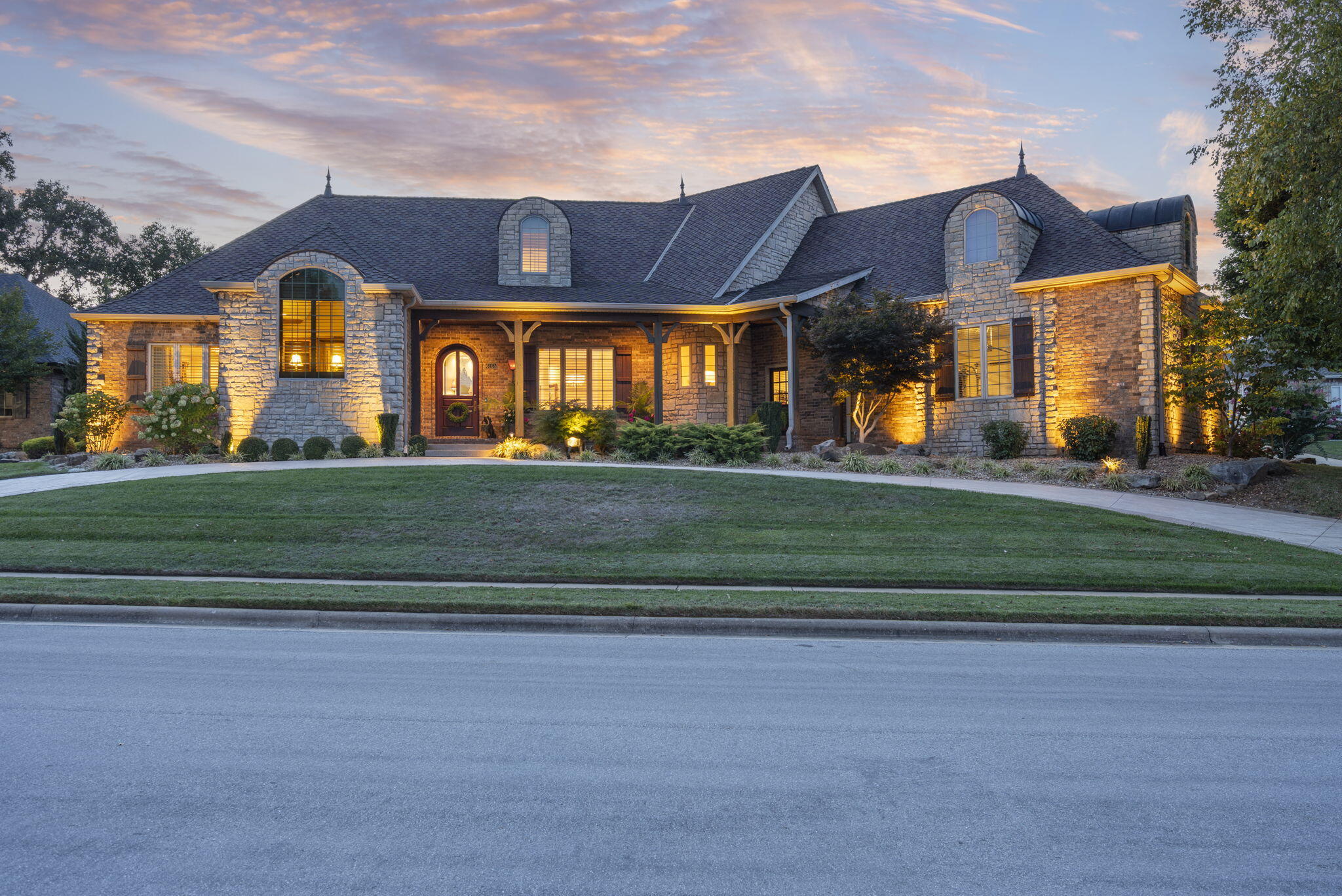 6165 South Bluff Ridge Road Property Photo 1