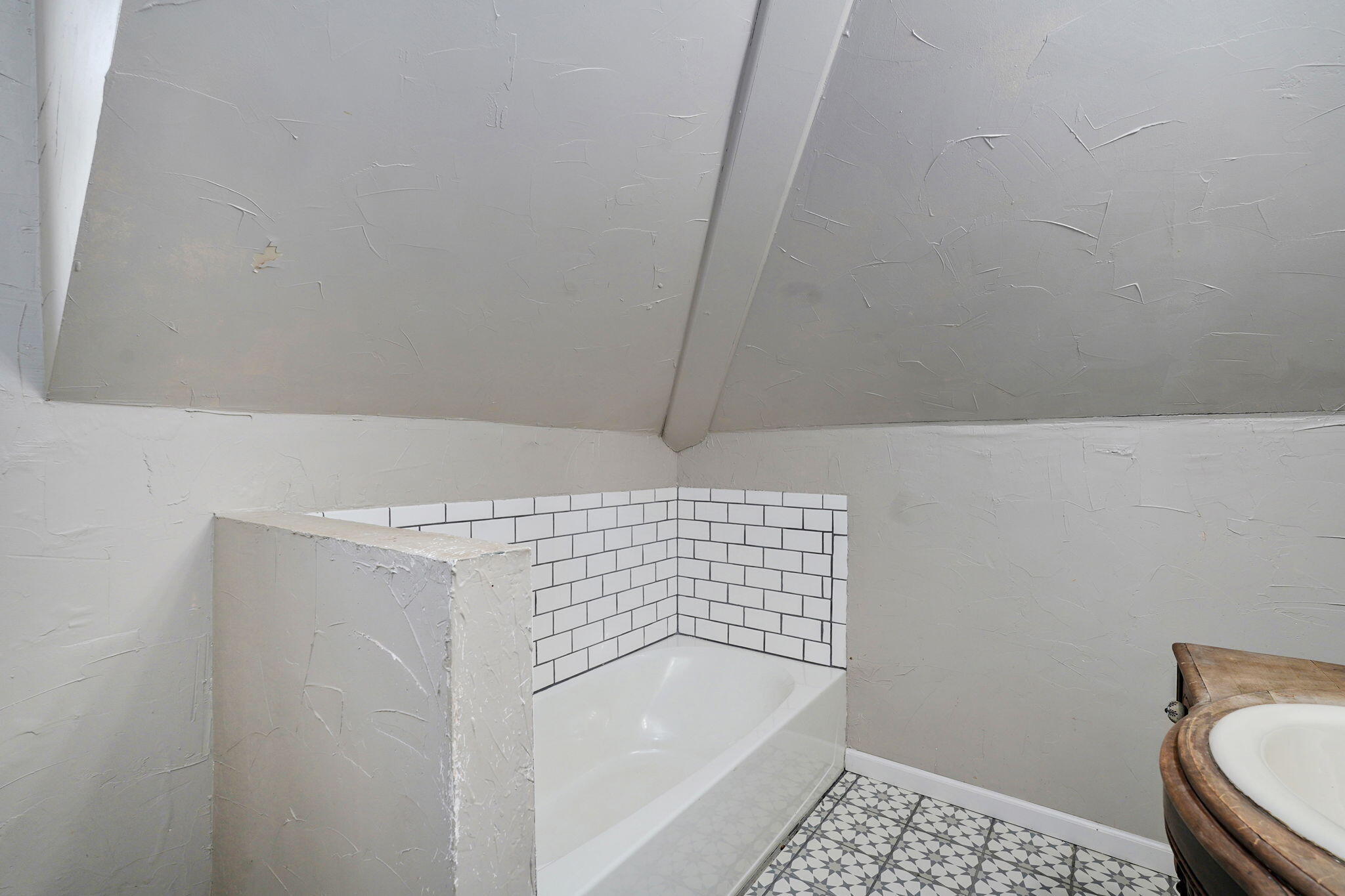 533 North Main Street Property Photo 15