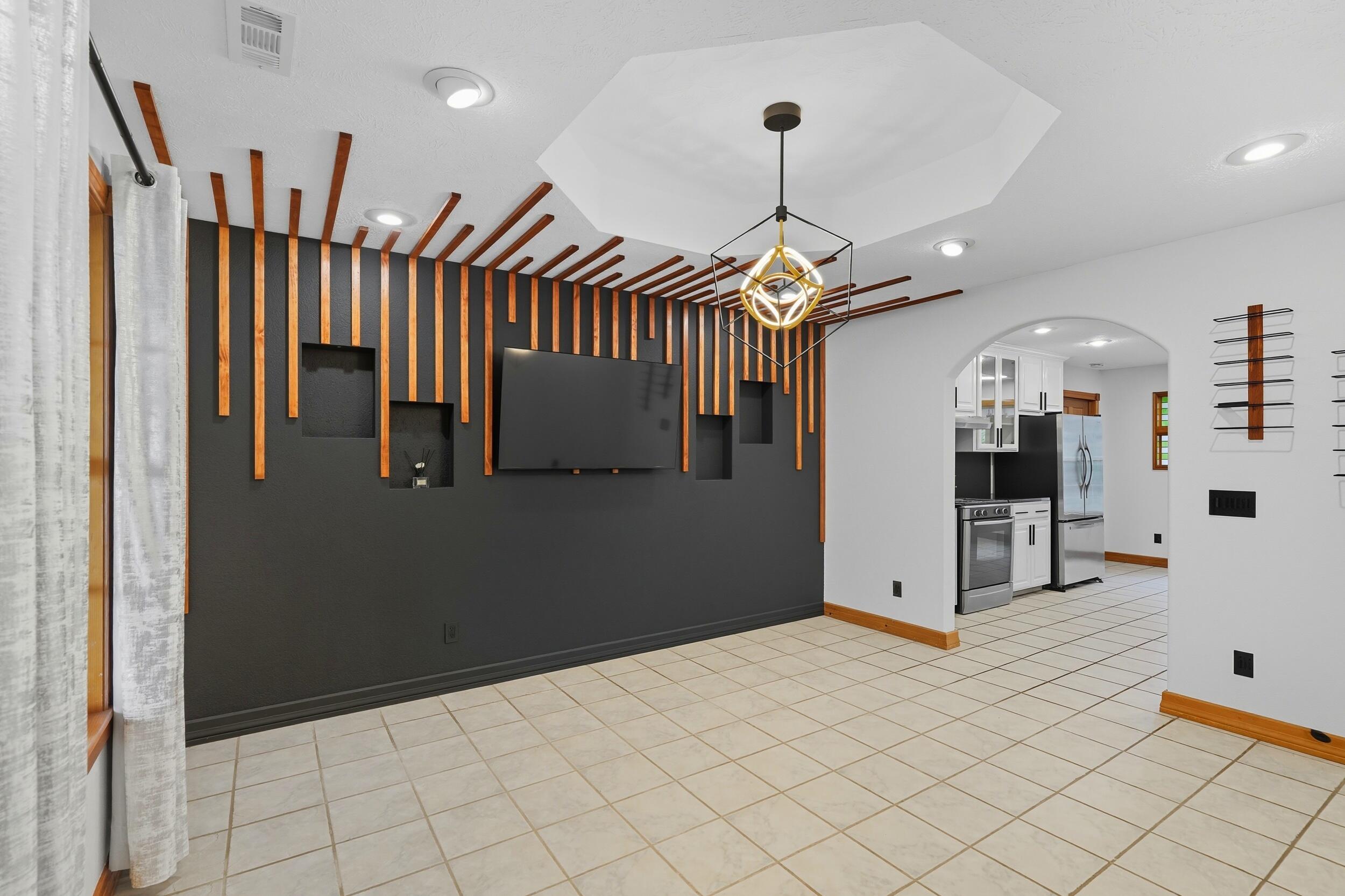 365 Plaza Drive Property Photo 17