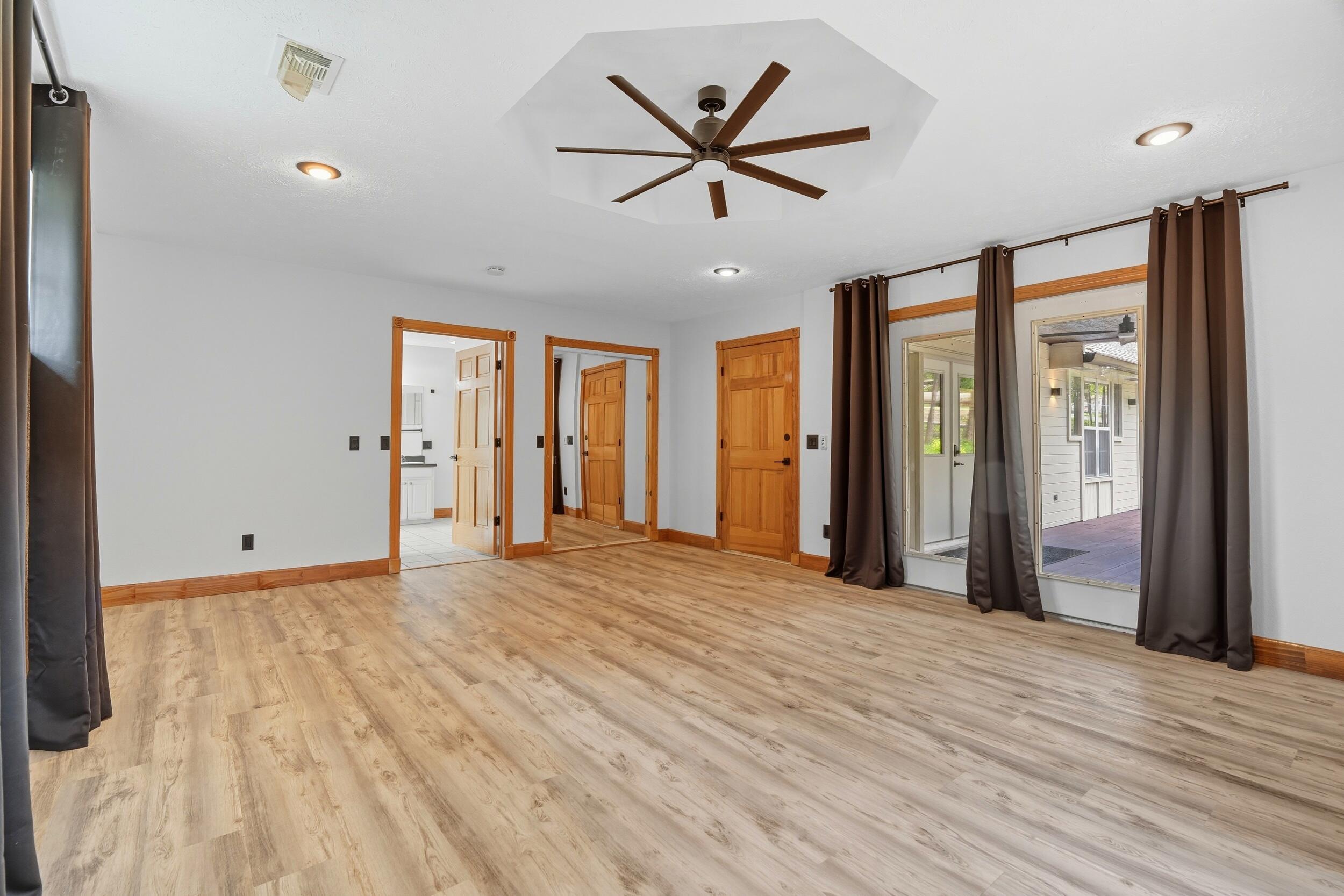 365 Plaza Drive Property Photo 19