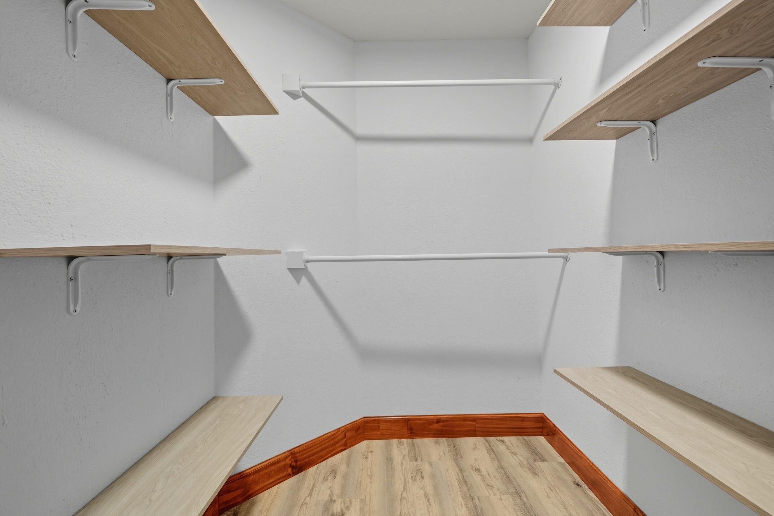 365 Plaza Drive Property Photo 21