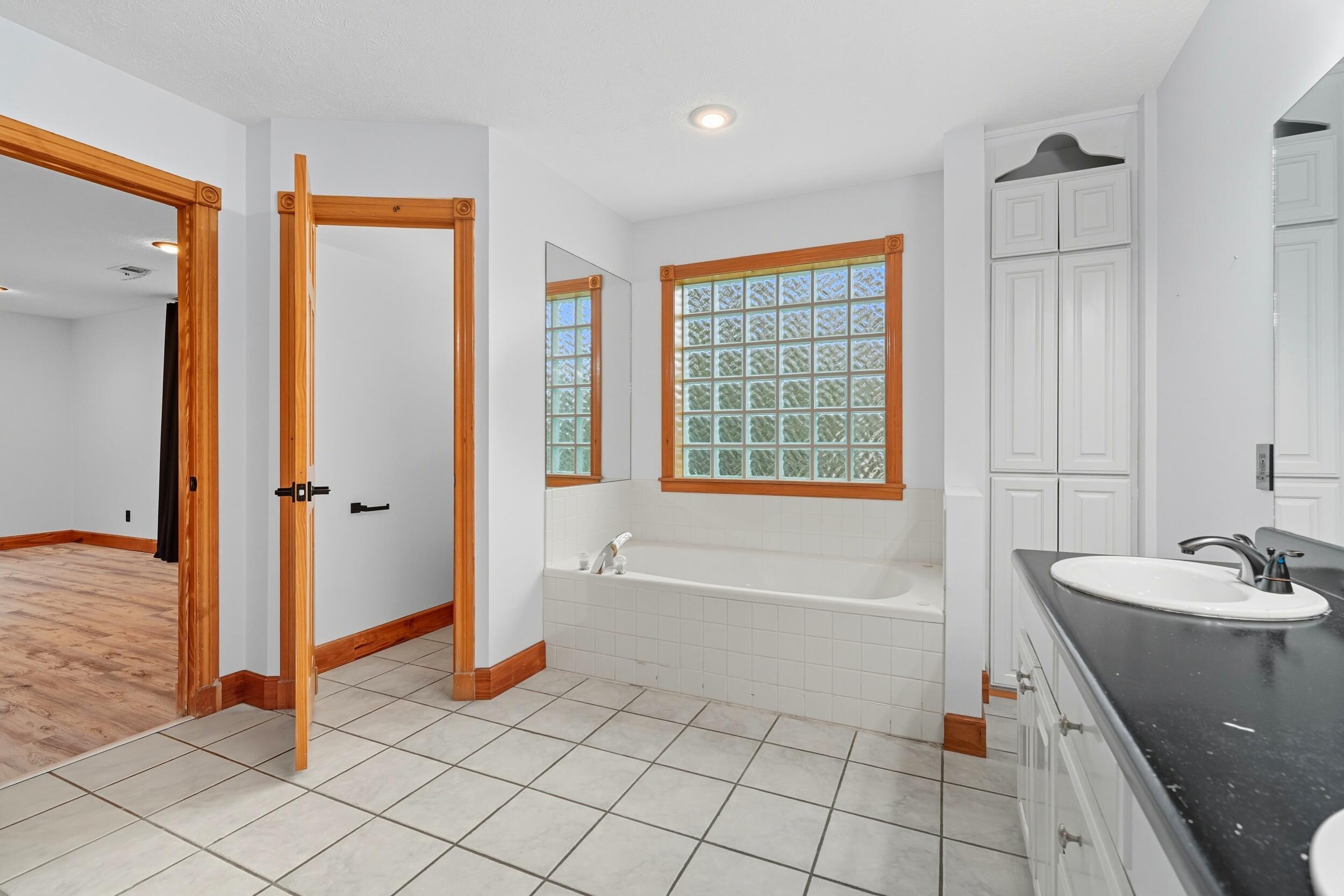 365 Plaza Drive Property Photo 22