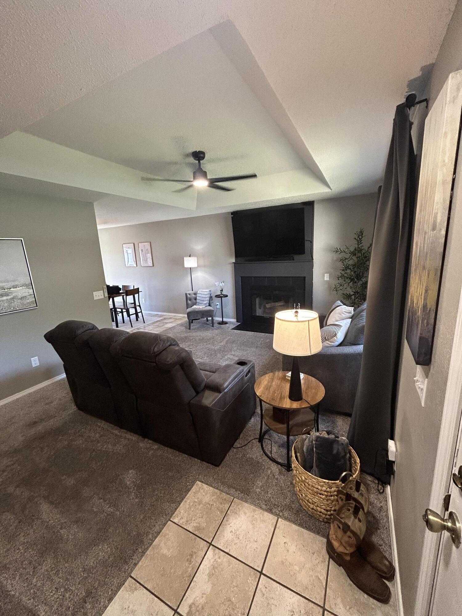 3840 West Overland Street Property Photo 6