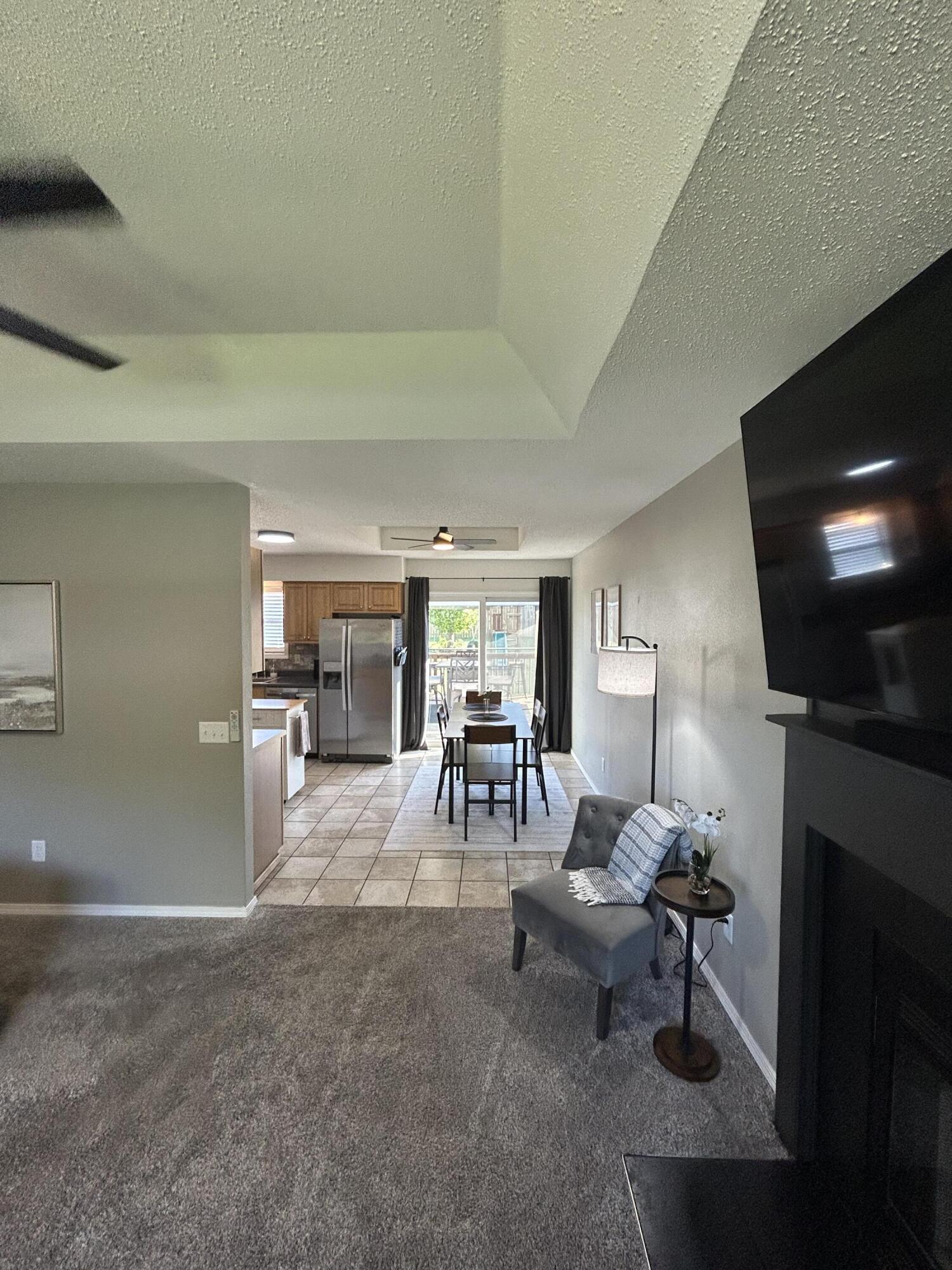 3840 West Overland Street Property Photo 8