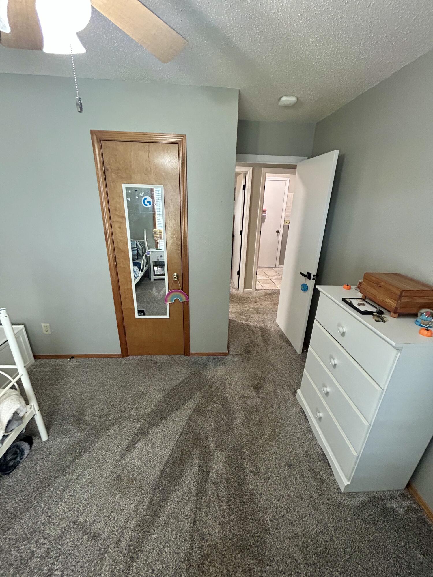 3840 West Overland Street Property Photo 16