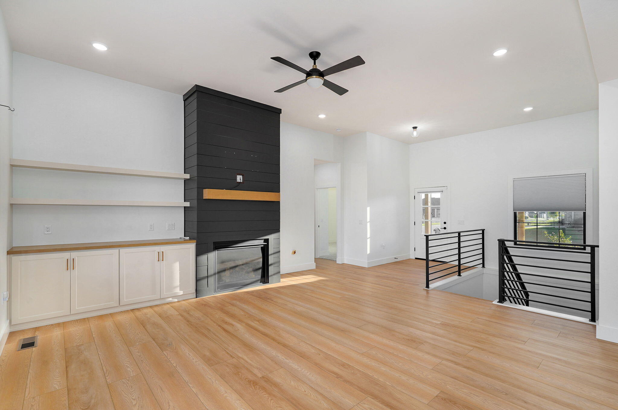 679 North Fox Hill Circle Property Photo 4