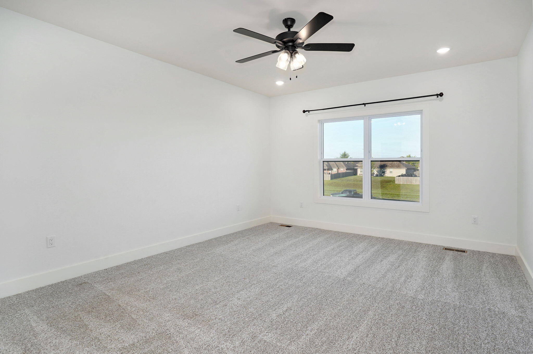 679 North Fox Hill Circle Property Photo 14