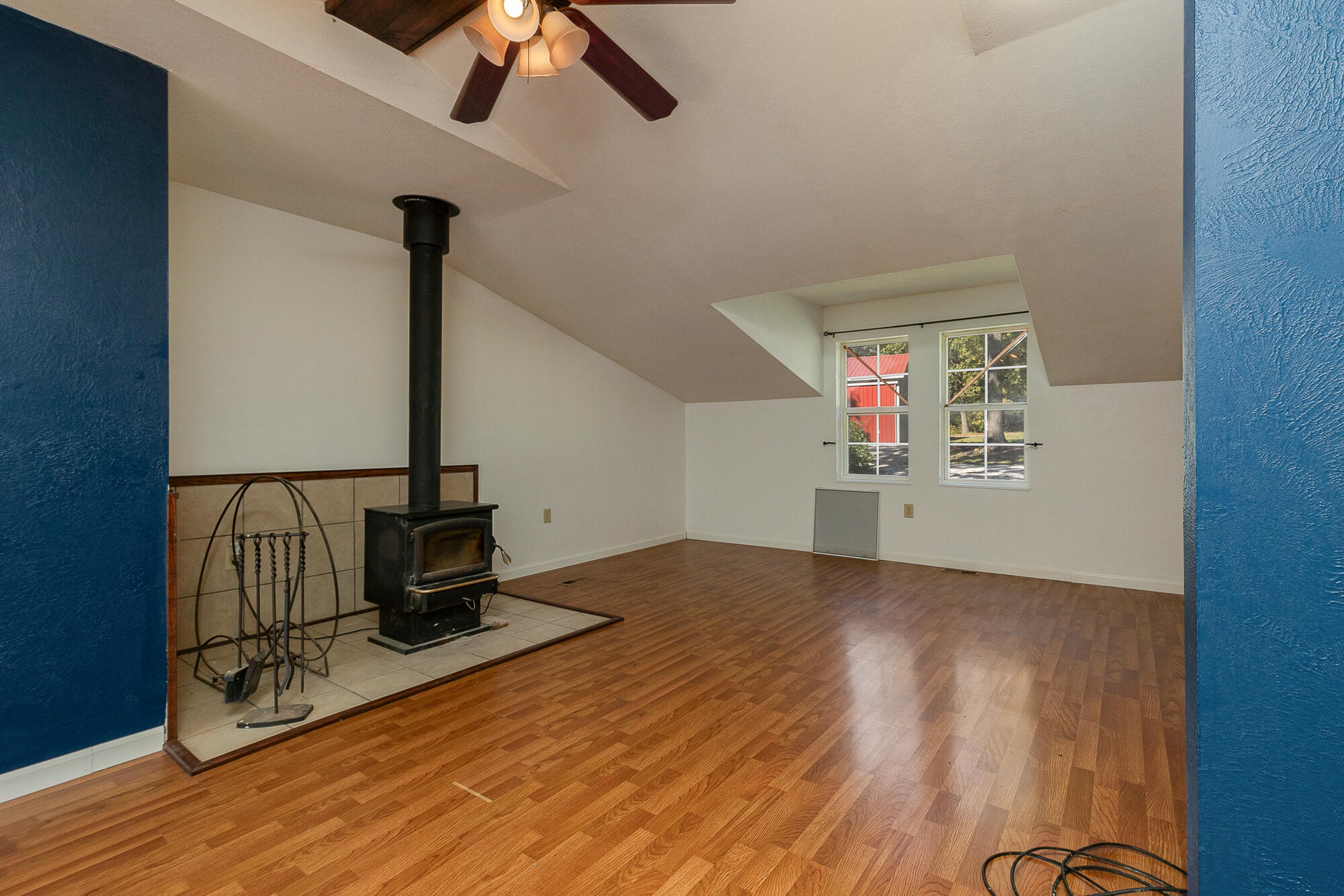 8 Dallion Ford Lane Property Photo 9