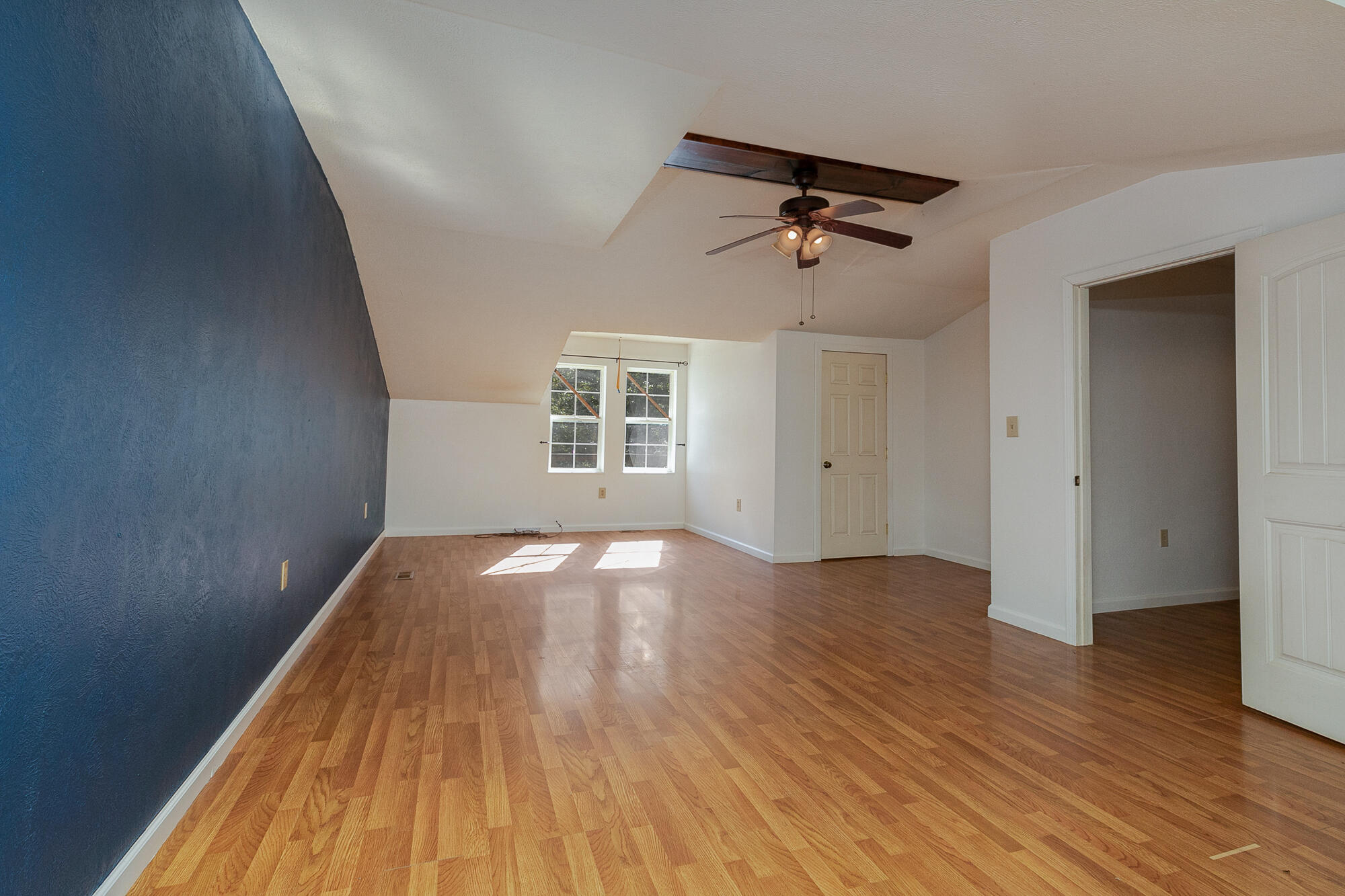 8 Dallion Ford Lane Property Photo 13