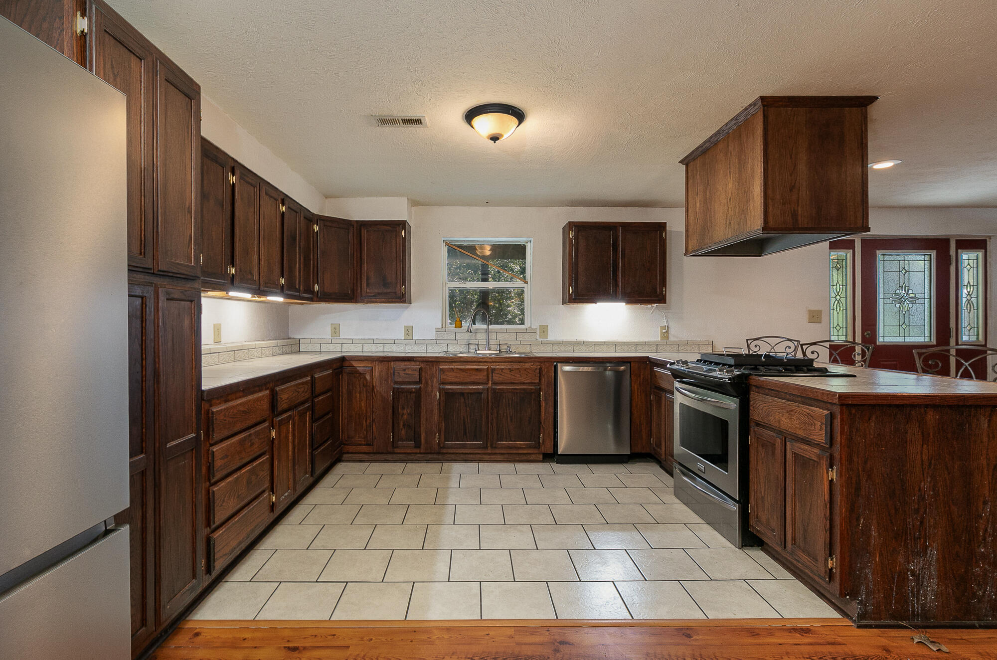 8 Dallion Ford Lane Property Photo 16