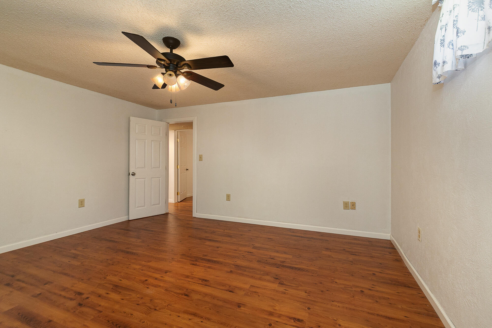 8 Dallion Ford Lane Property Photo 26