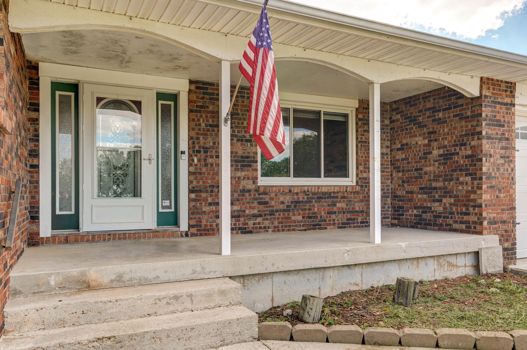 334 Southern Hills Lane Property Photo 3