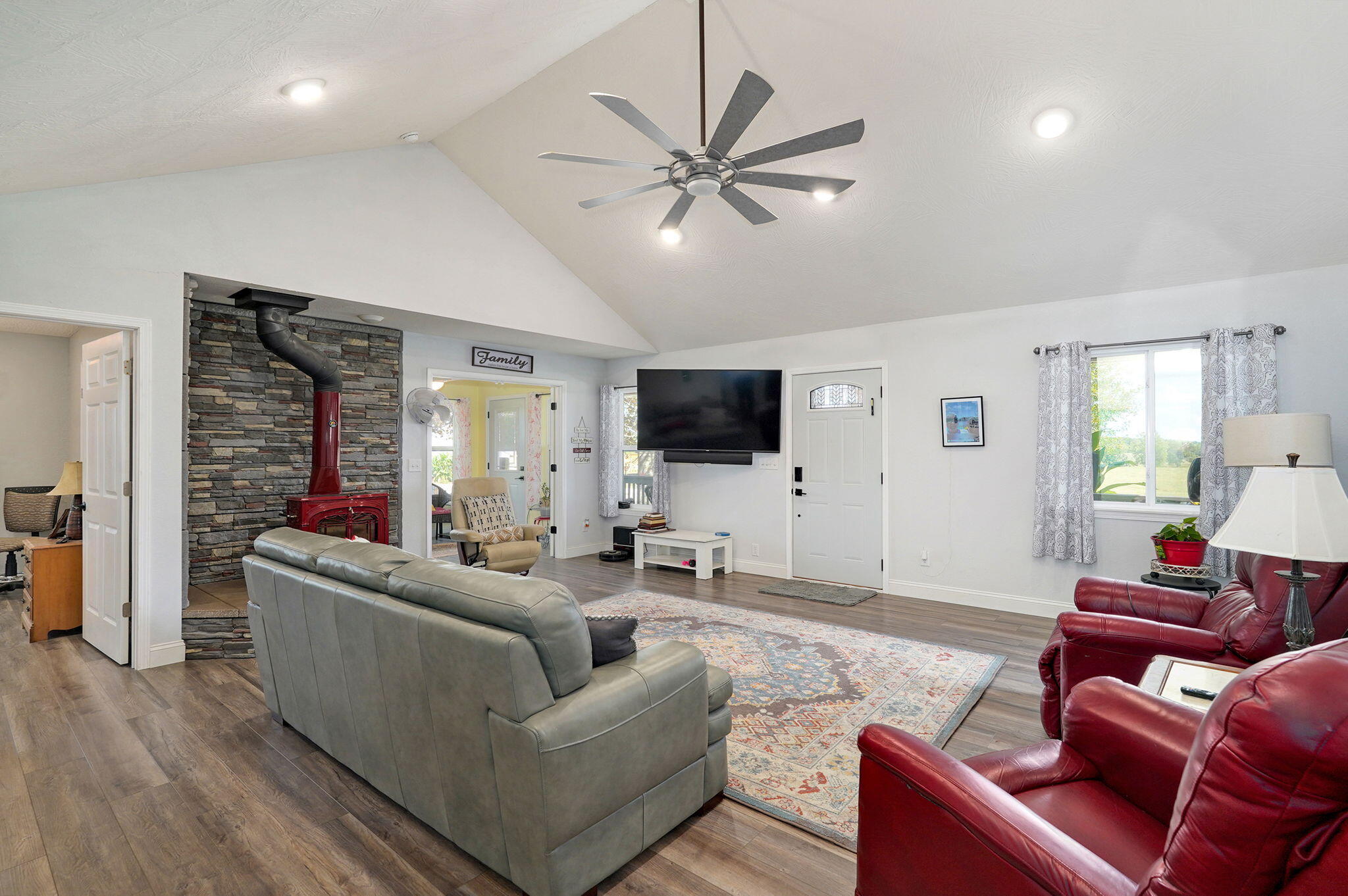 703 Mockingbird Road Property Photo 108