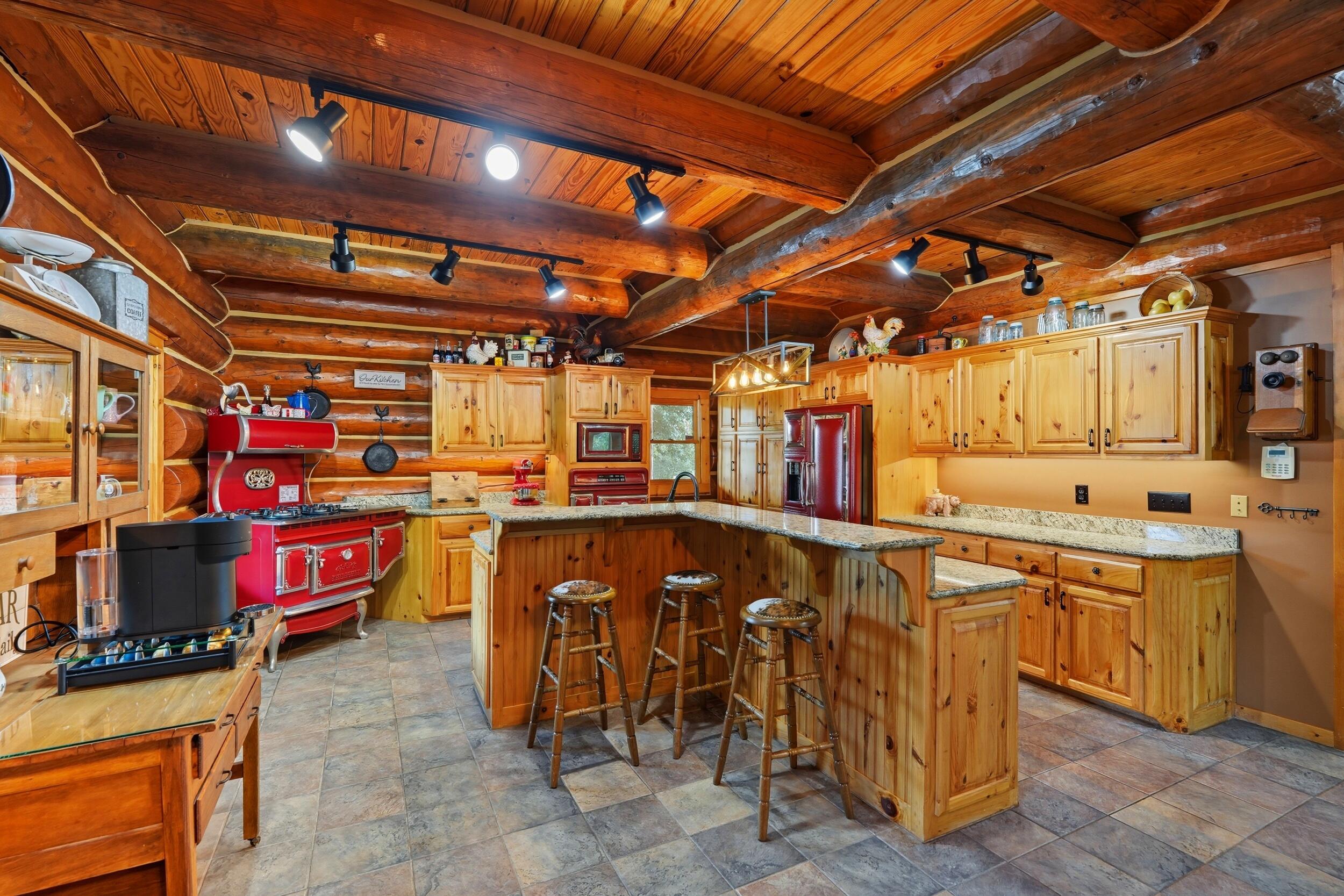 2024 Dogwood Tree Road Property Photo 28