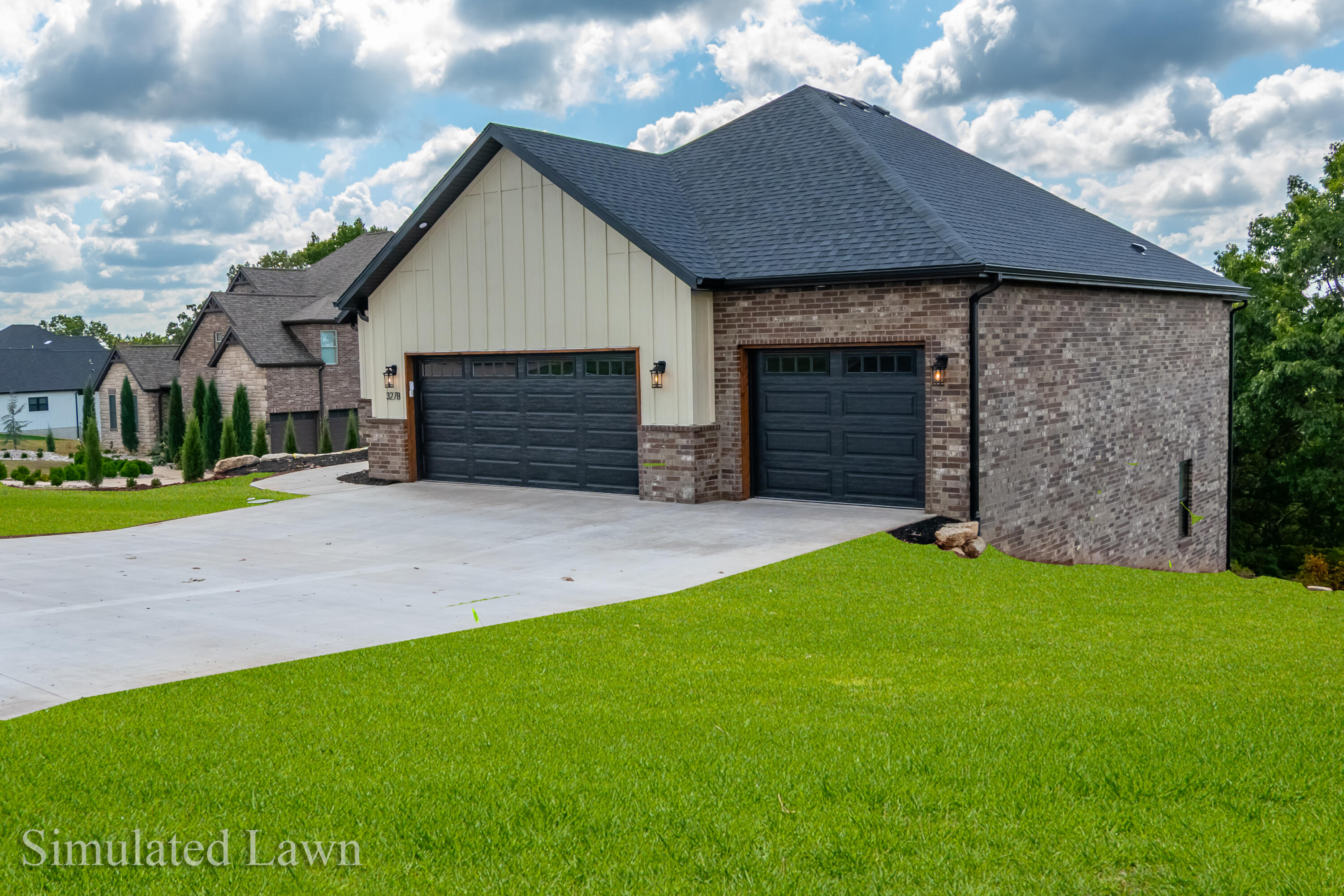 327 Sunset Drive Property Photo 4