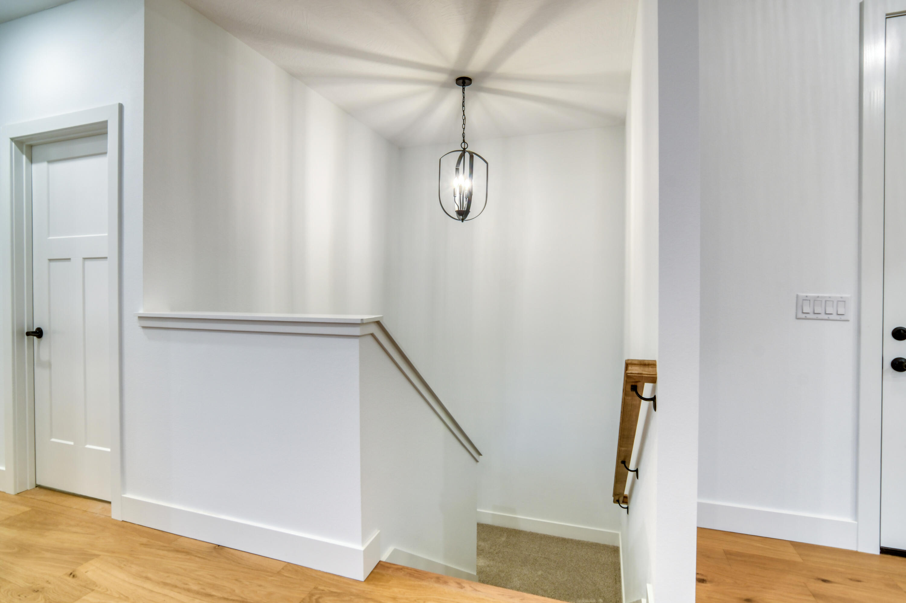 327 Sunset Drive Property Photo 12