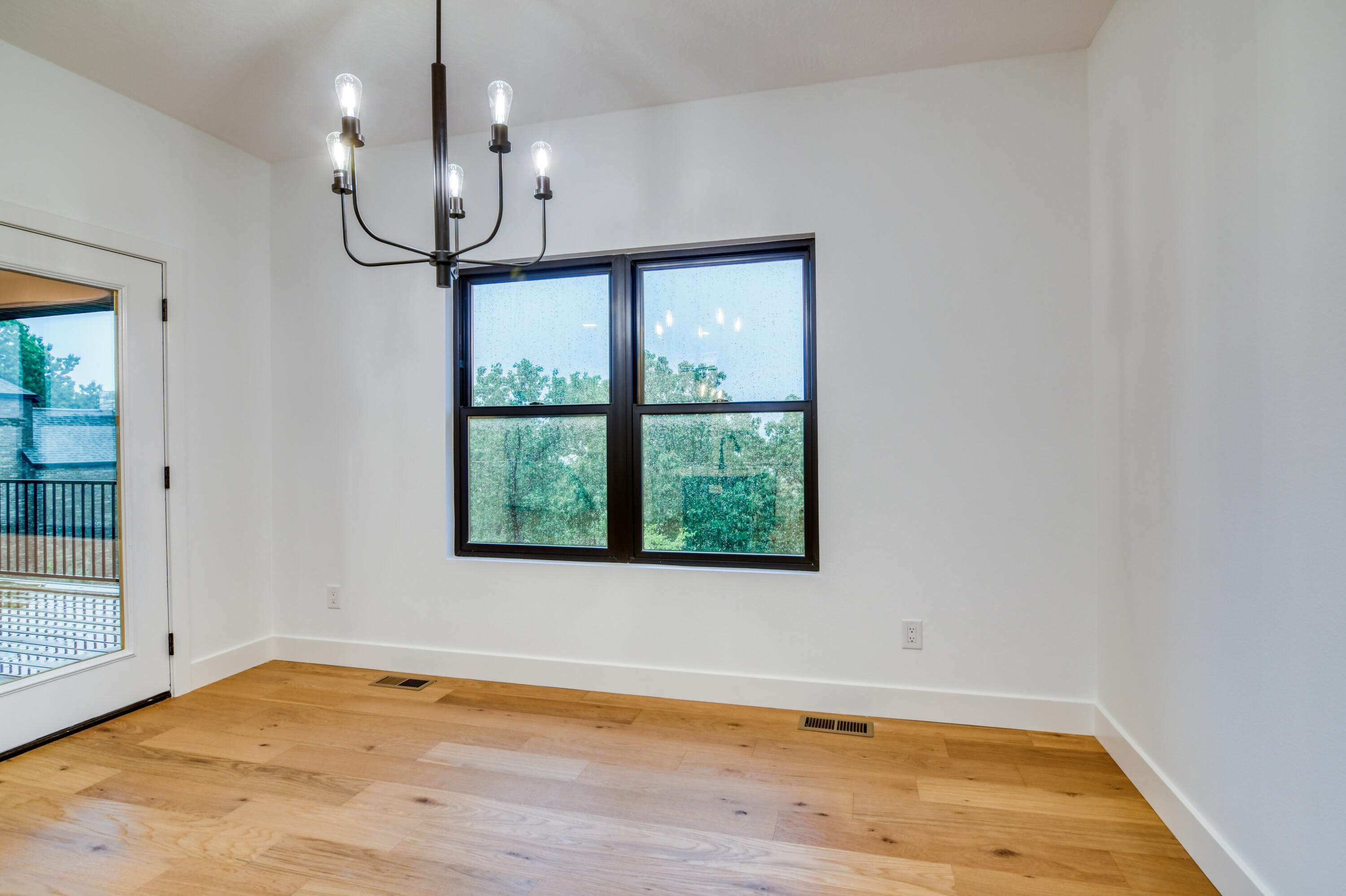 327 Sunset Drive Property Photo 17