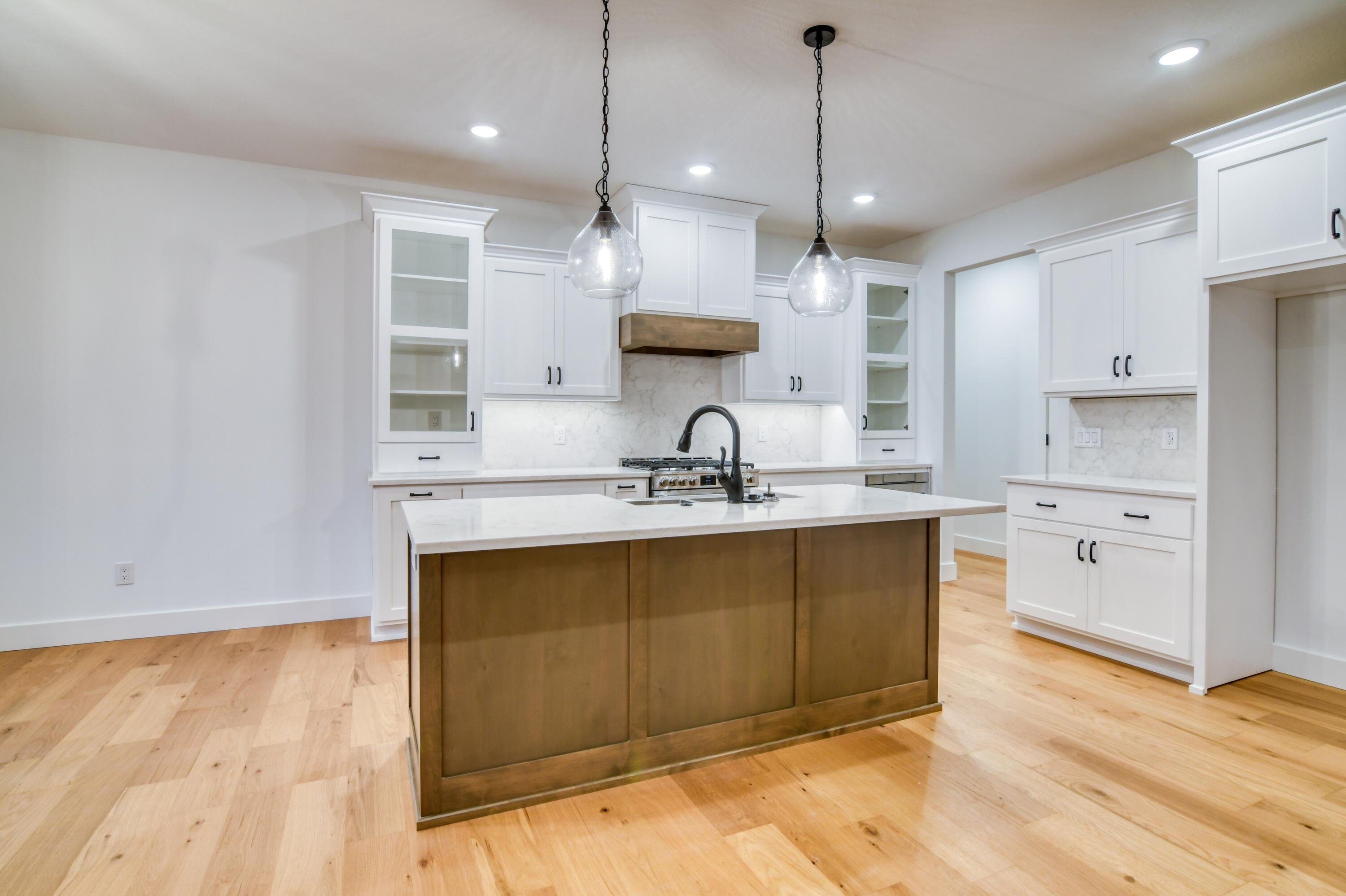 327 Sunset Drive Property Photo 18