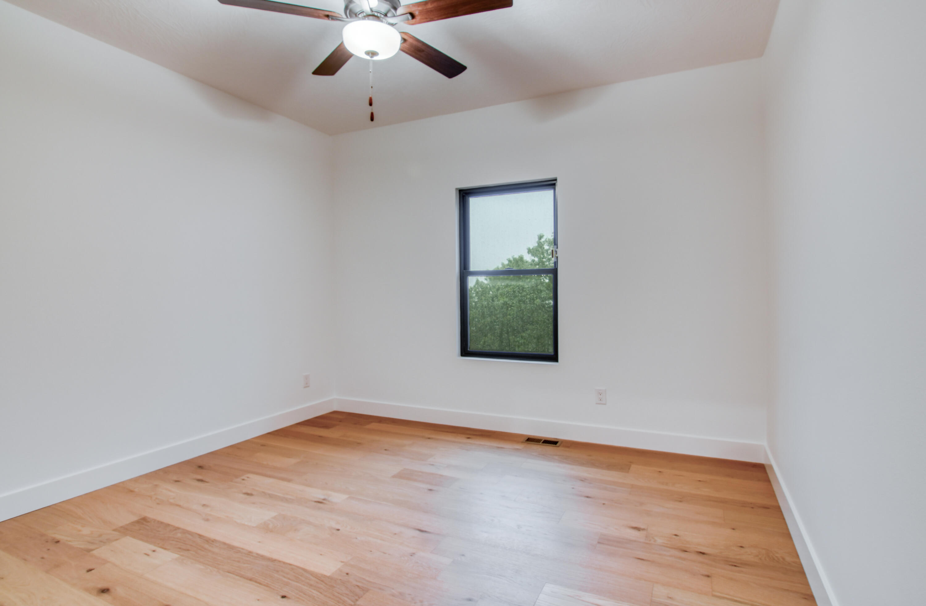 327 Sunset Drive Property Photo 32