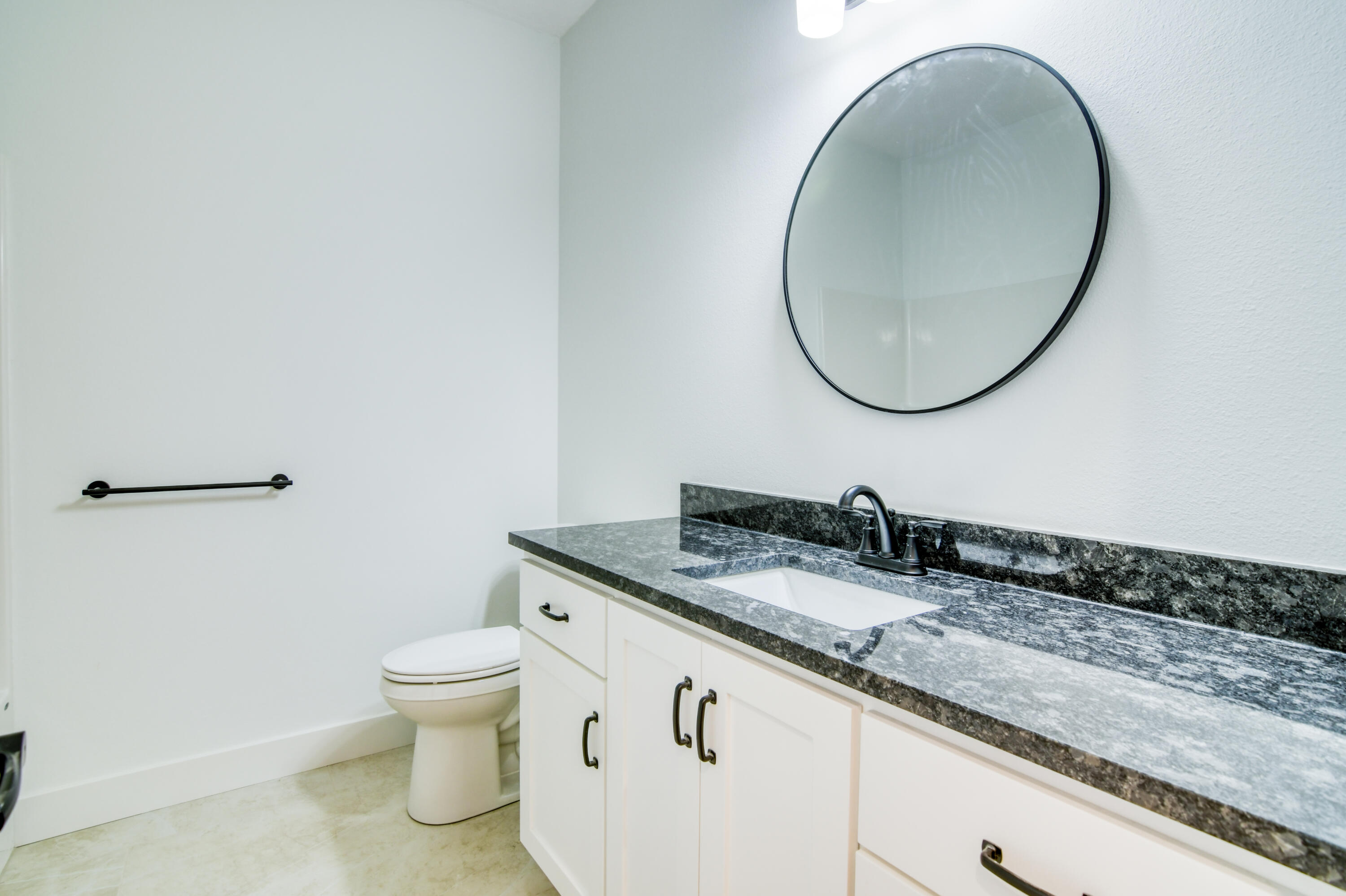 327 Sunset Drive Property Photo 33