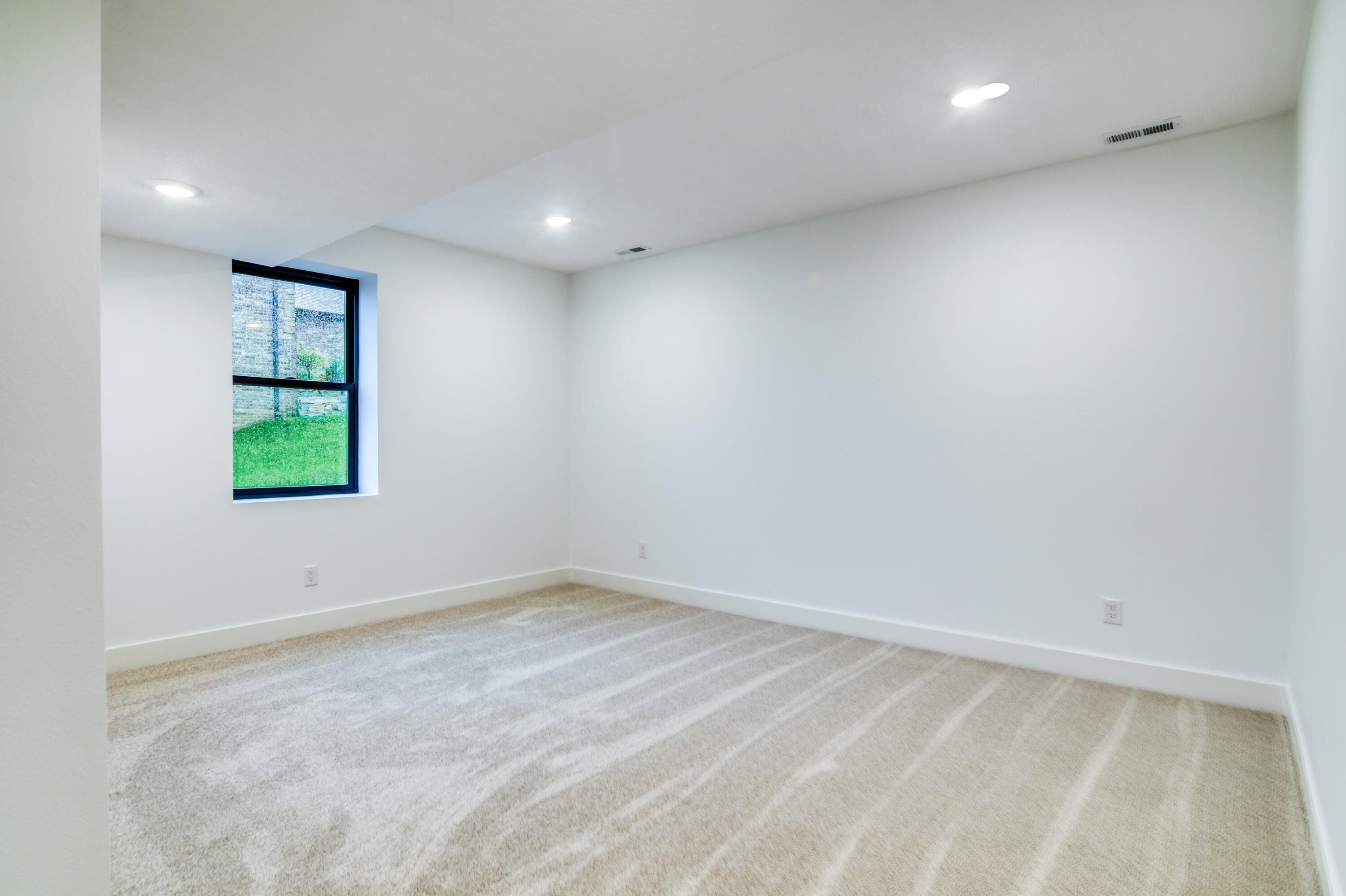 327 Sunset Drive Property Photo 37