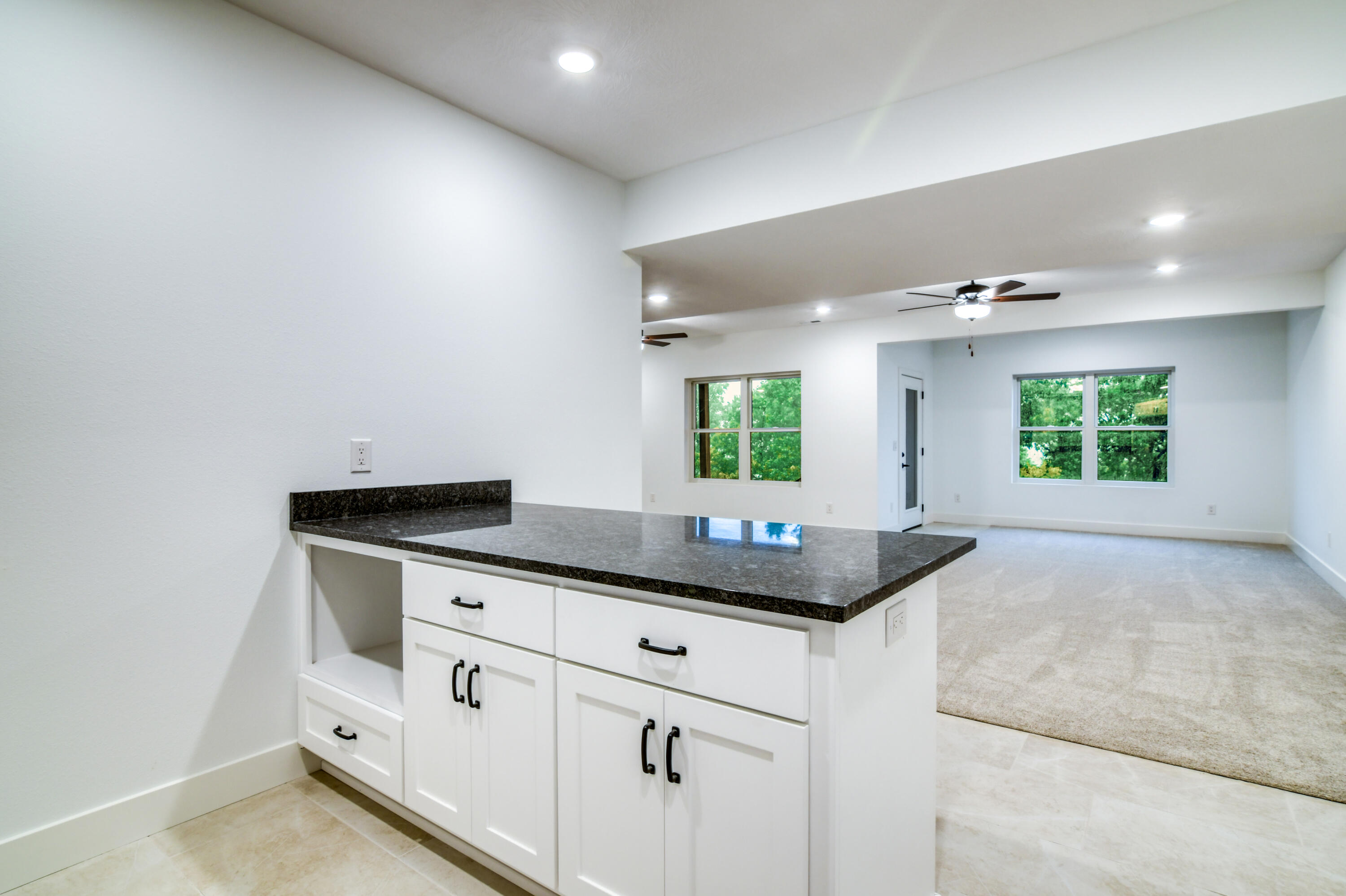 327 Sunset Drive Property Photo 41