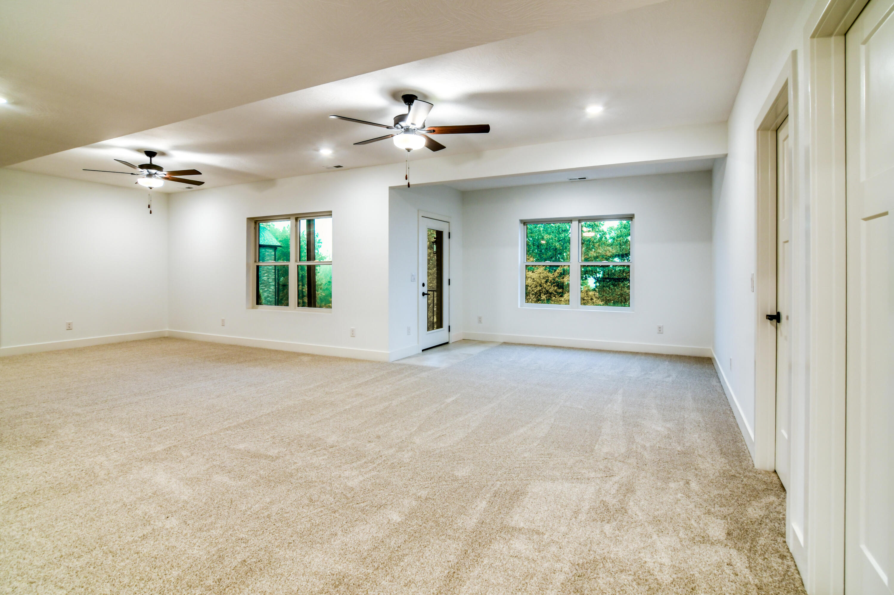 327 Sunset Drive Property Photo 43