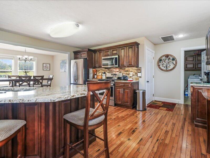 2321 Alley Springs Drive Property Photo 12