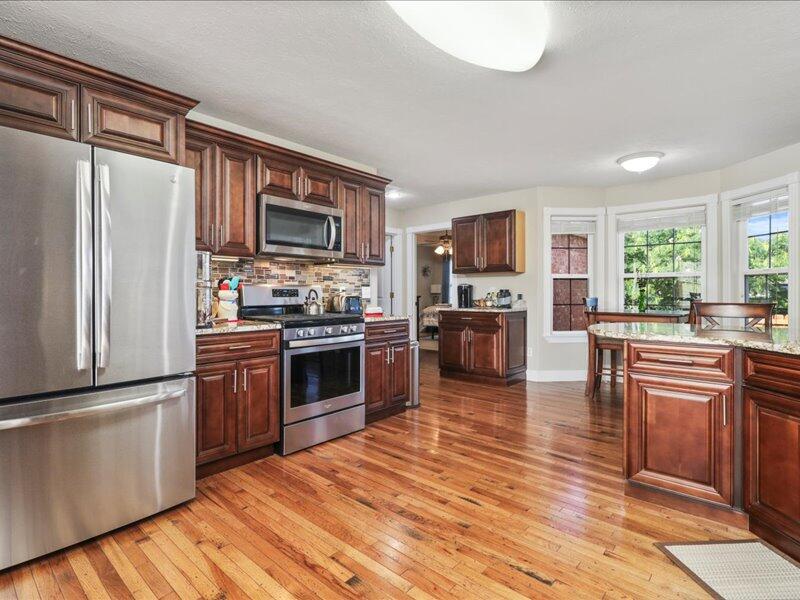 2321 Alley Springs Drive Property Photo 13