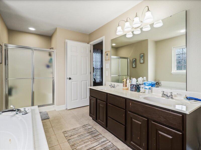 2321 Alley Springs Drive Property Photo 21