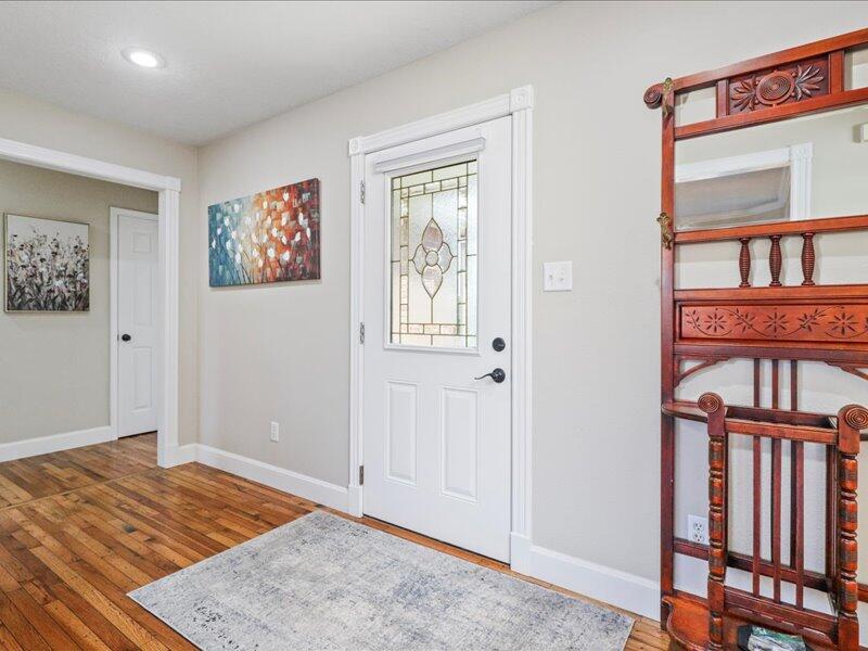 2321 Alley Springs Drive Property Photo 28