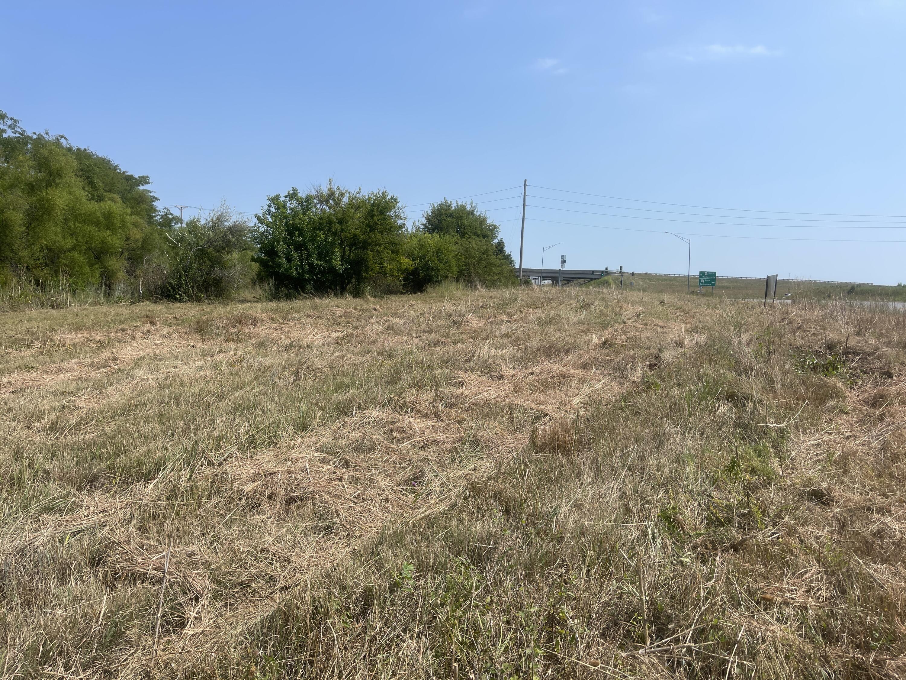 000 South Wommack Avenue Property Photo 4