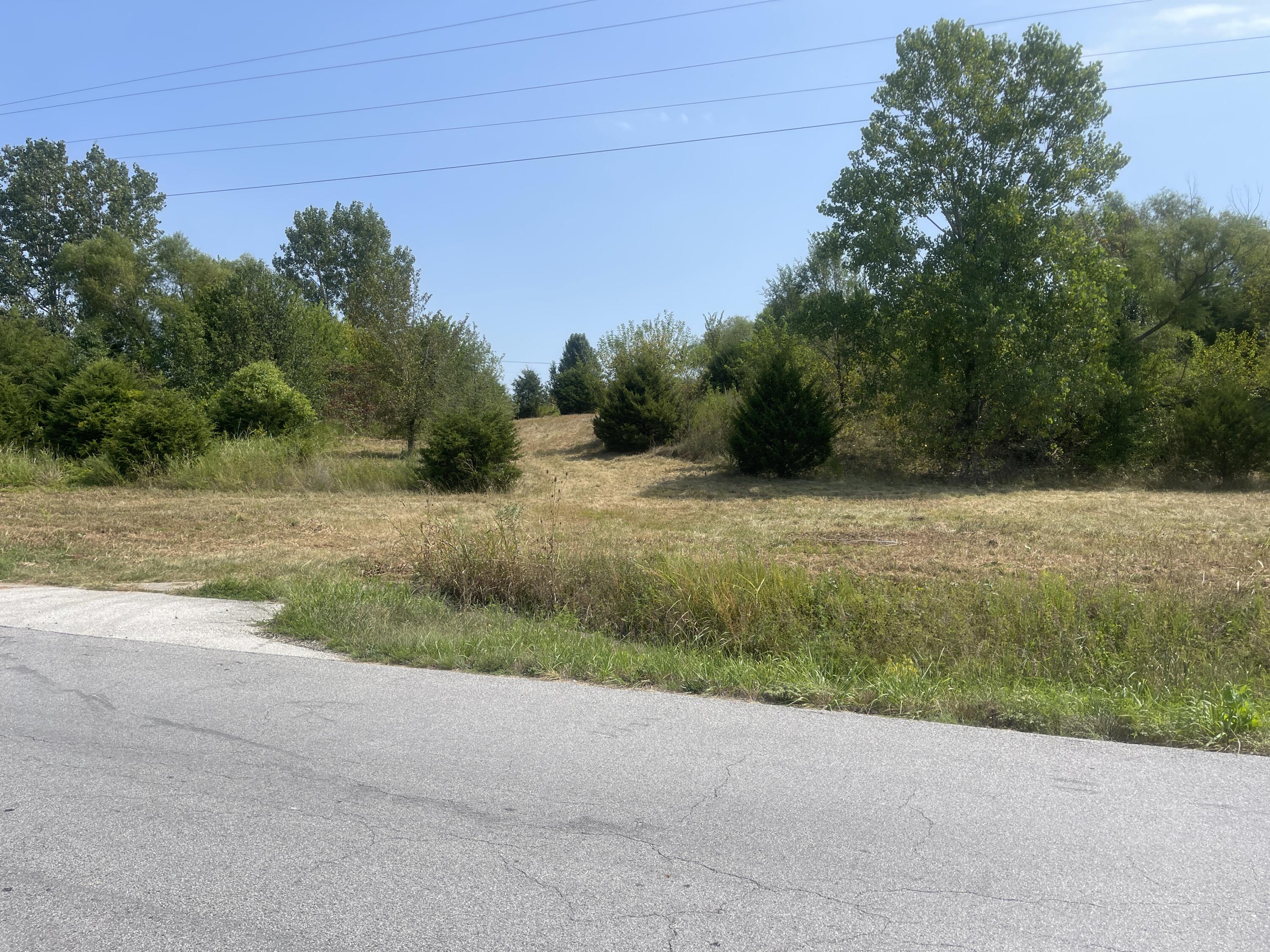 000 South Wommack Avenue Property Photo 7