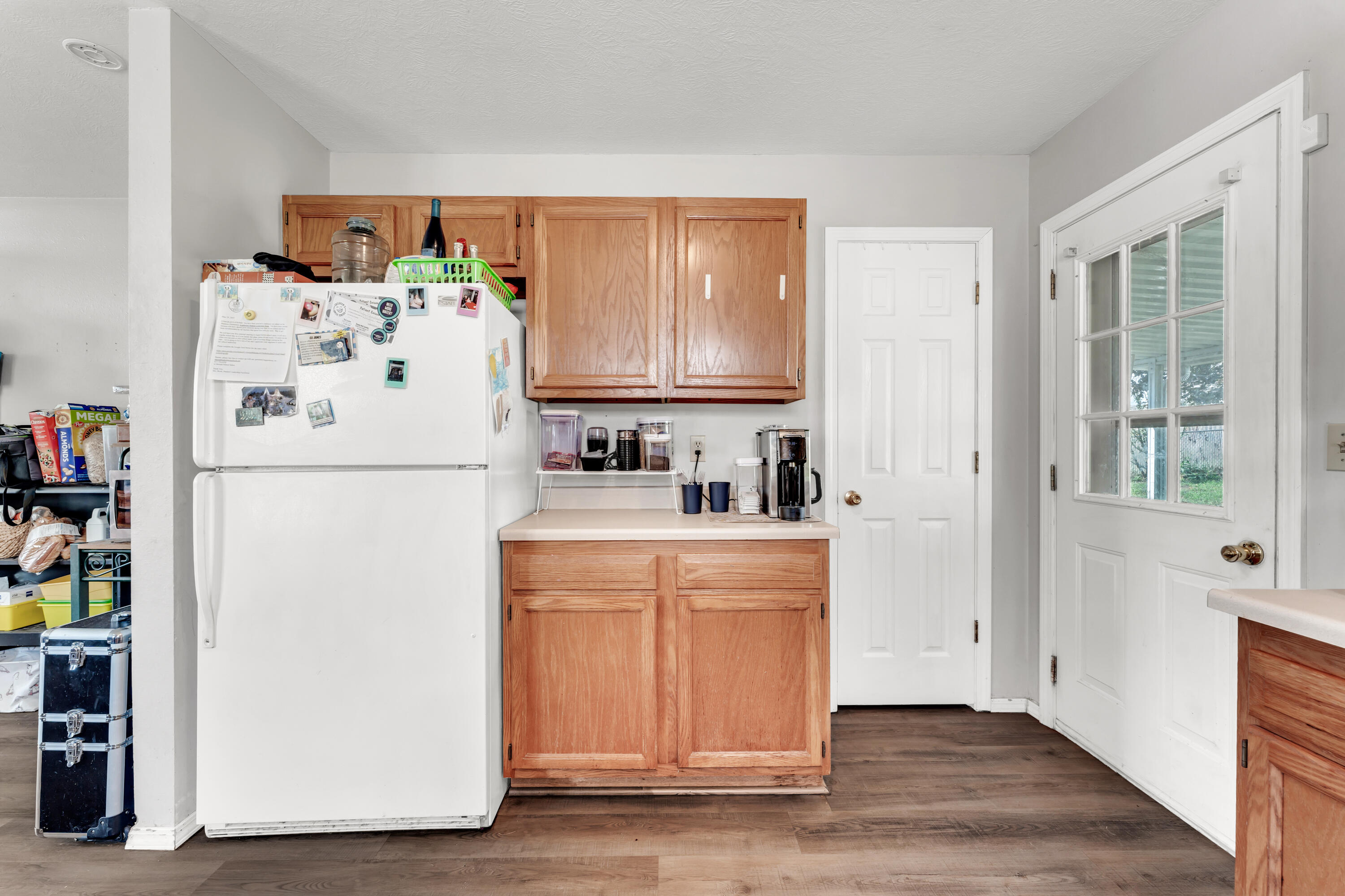 881 West Butterfield Drive Property Photo 11