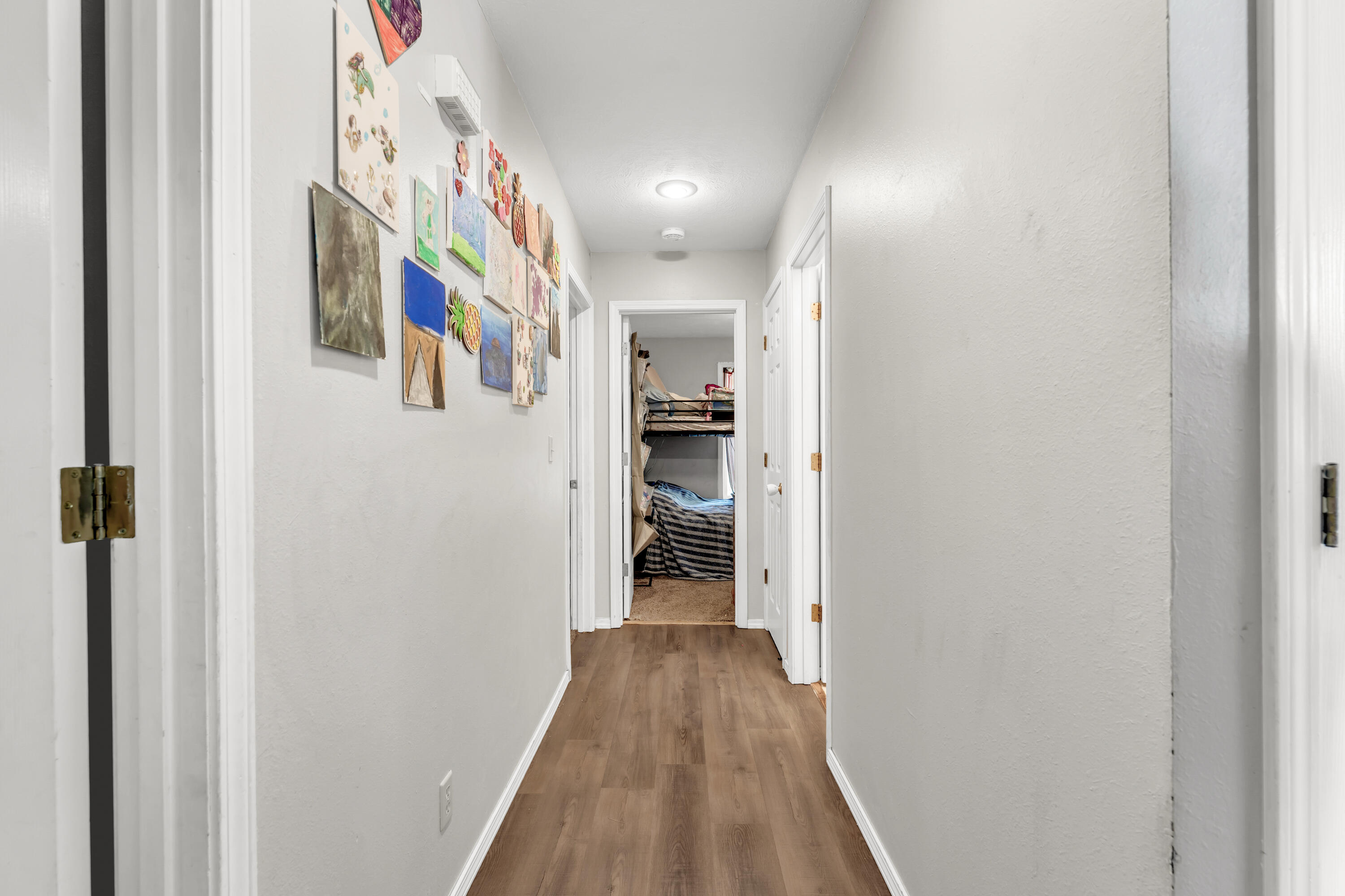 881 West Butterfield Drive Property Photo 14