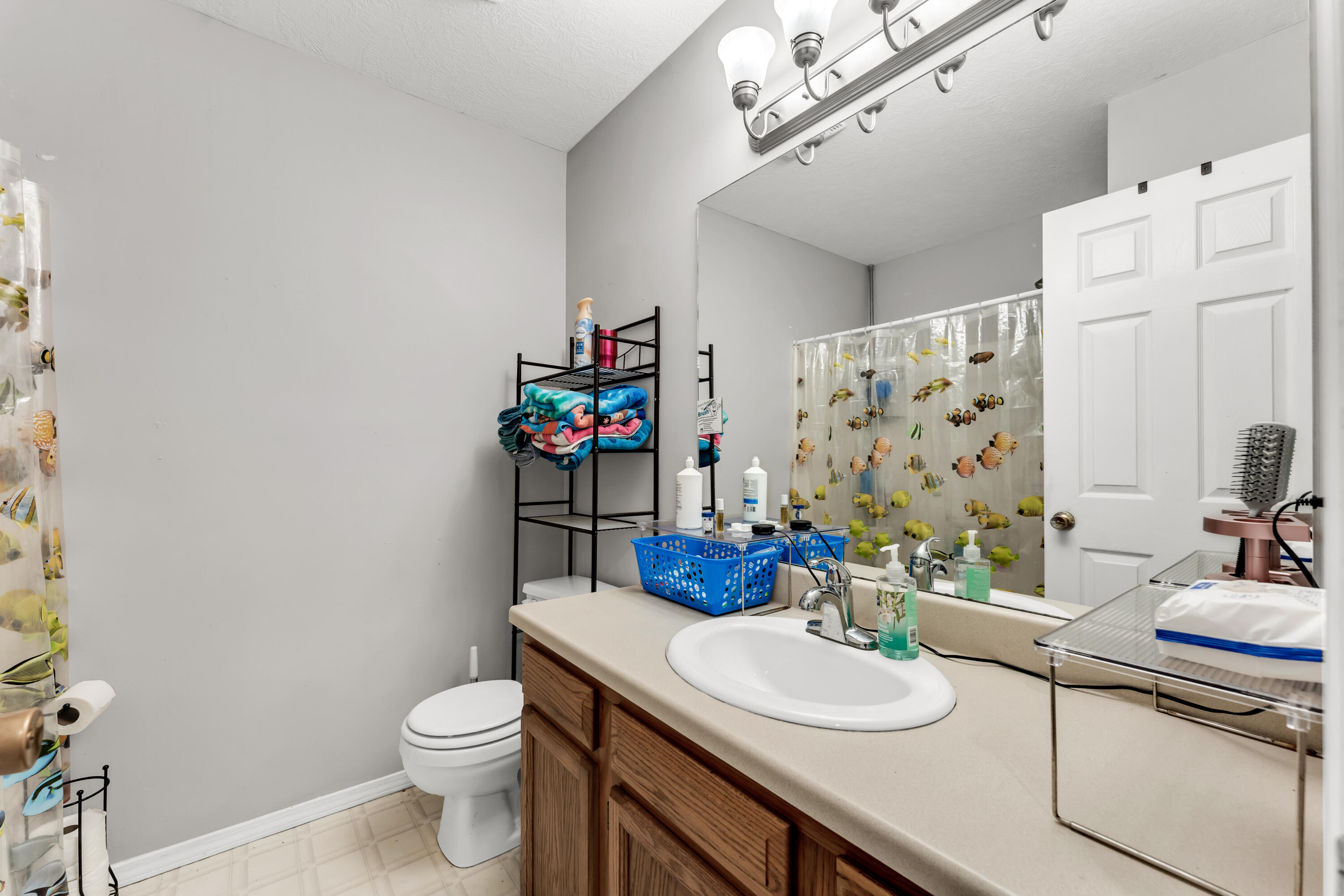 881 West Butterfield Drive Property Photo 16