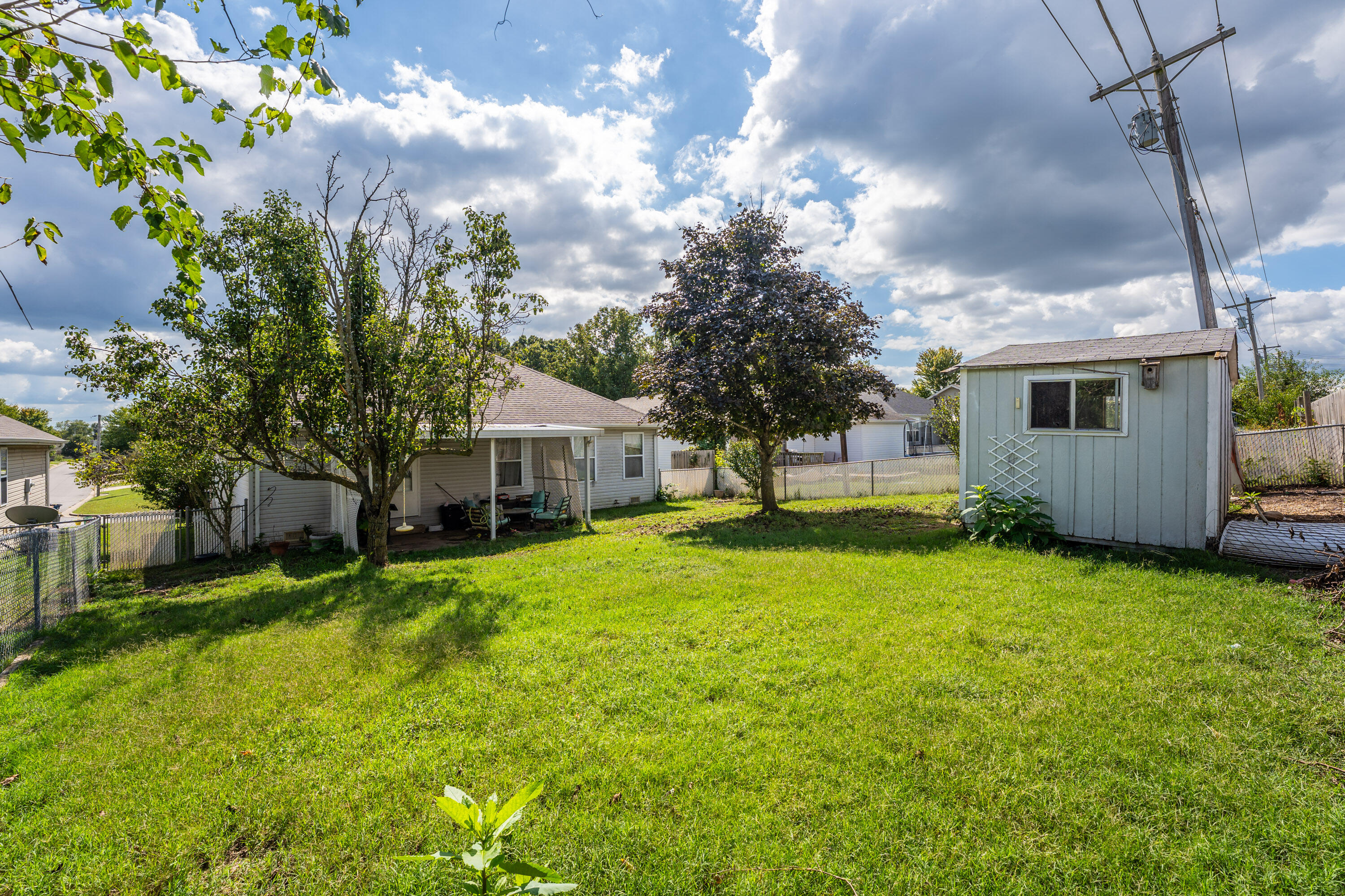 881 West Butterfield Drive Property Photo 22