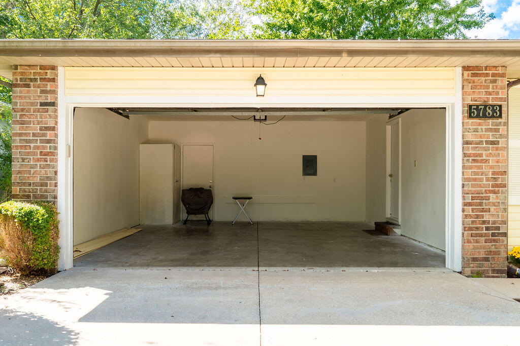 5783 South Franklin Avenue Property Photo 14