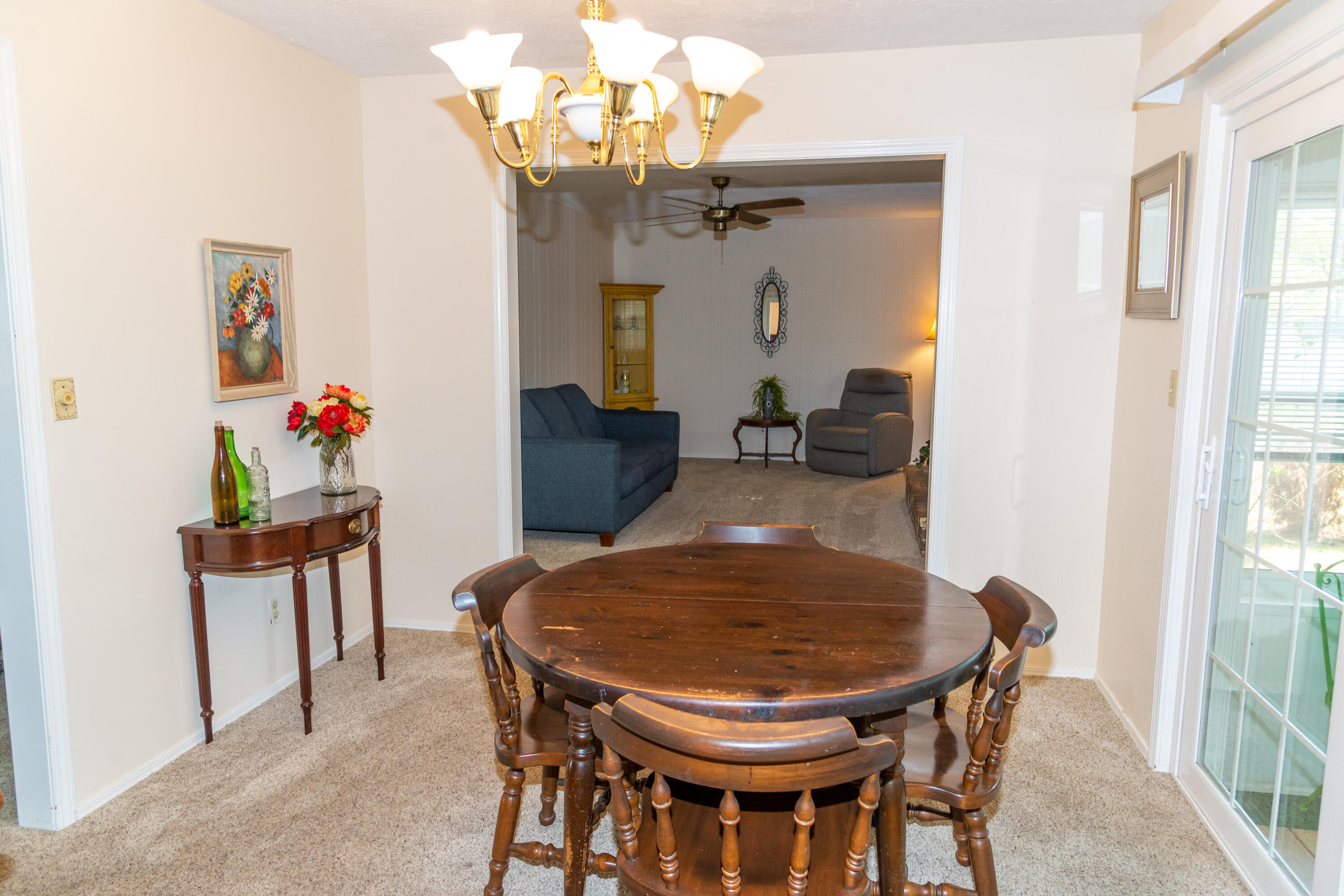 1517 South John Avenue Property Photo 6