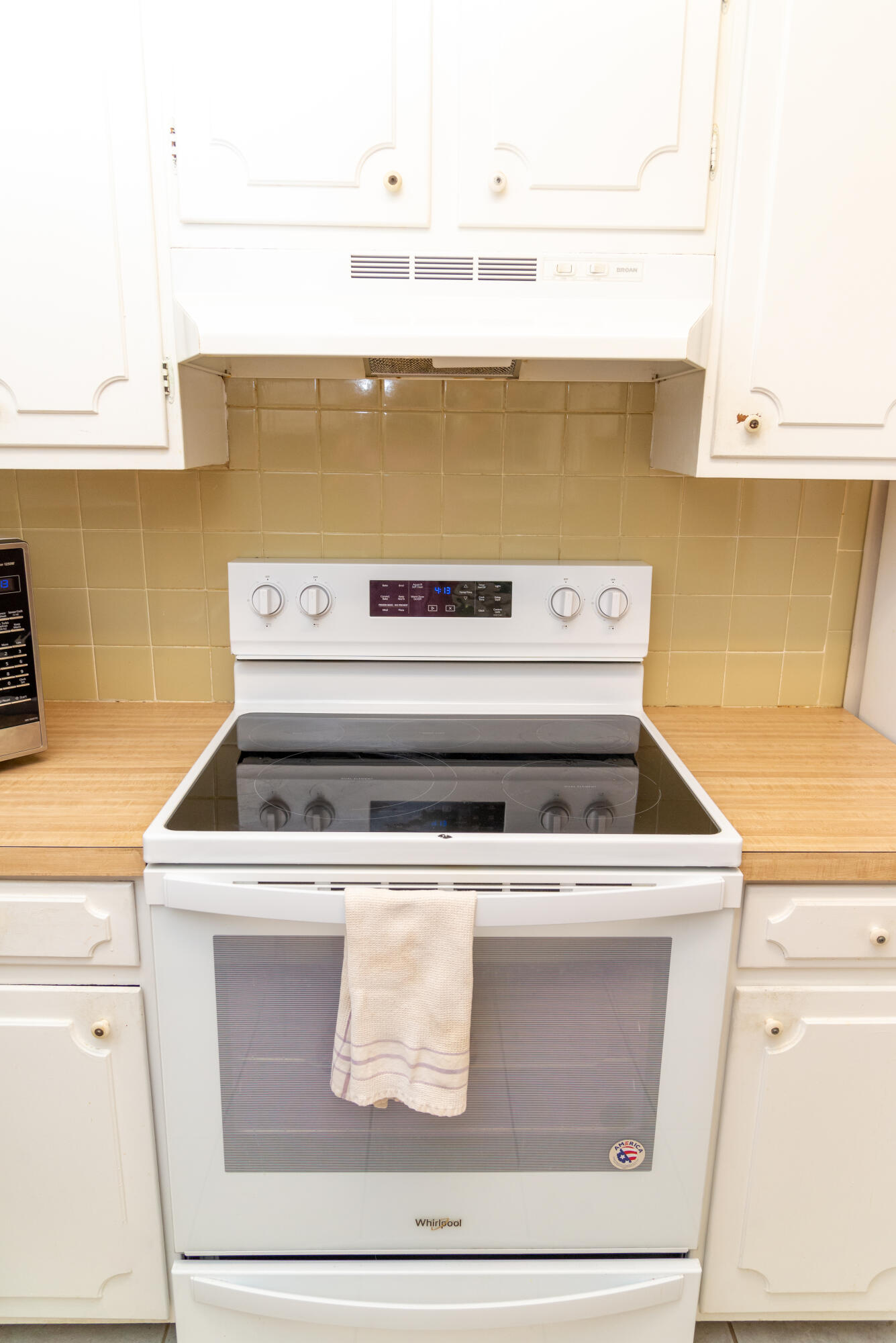 1517 South John Avenue Property Photo 7