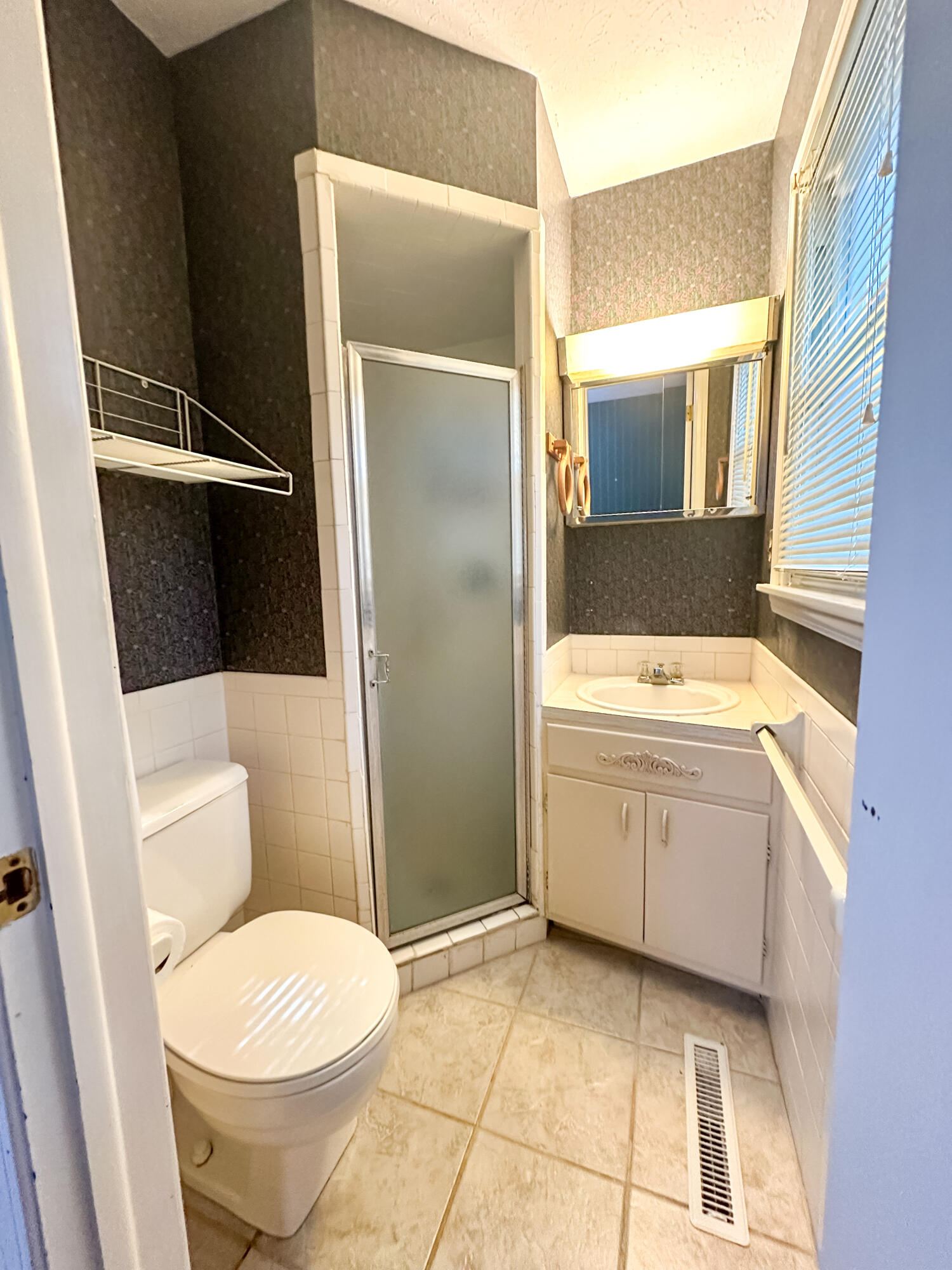 1517 South John Avenue Property Photo 18