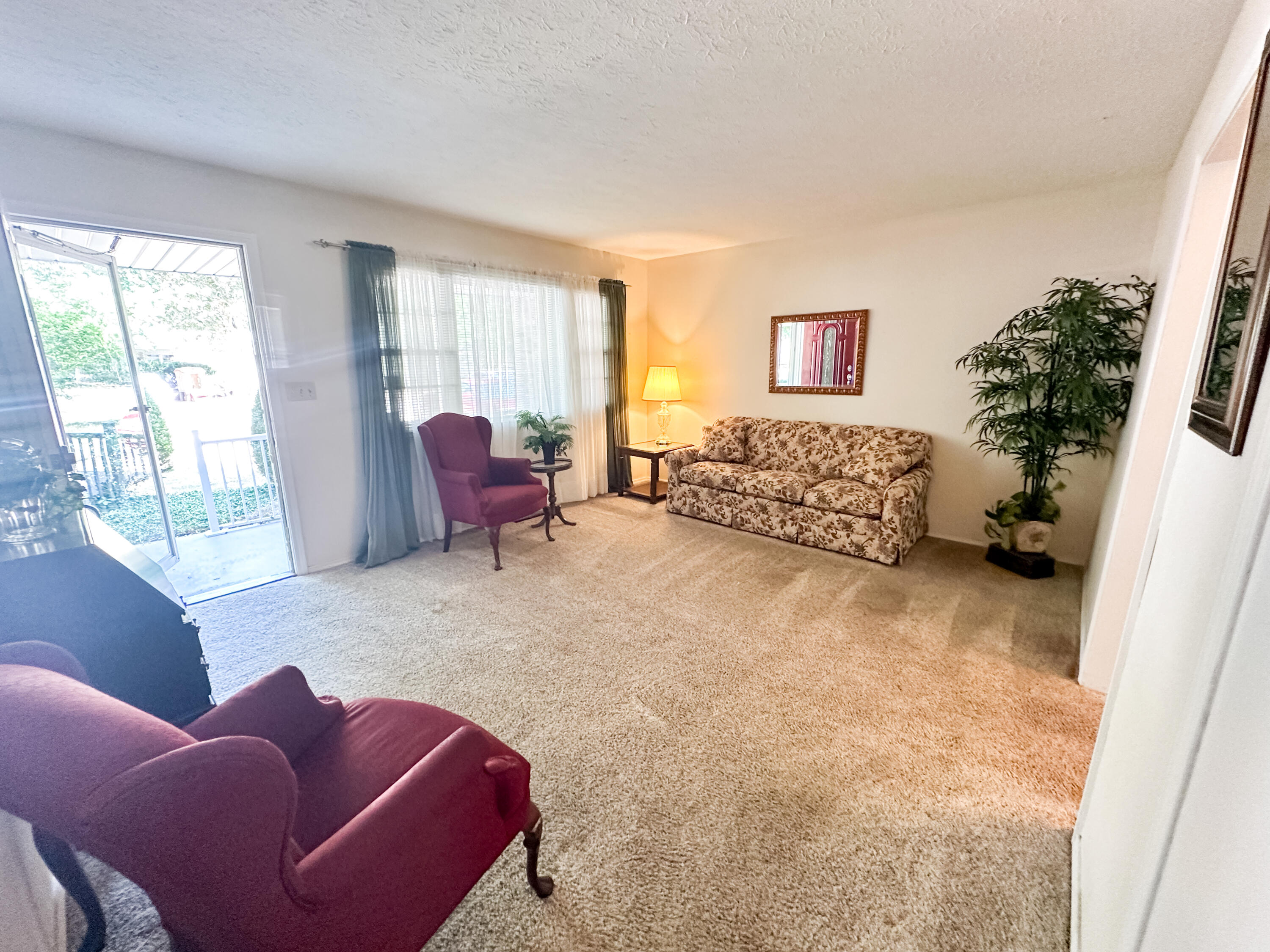 1517 South John Avenue Property Photo 21