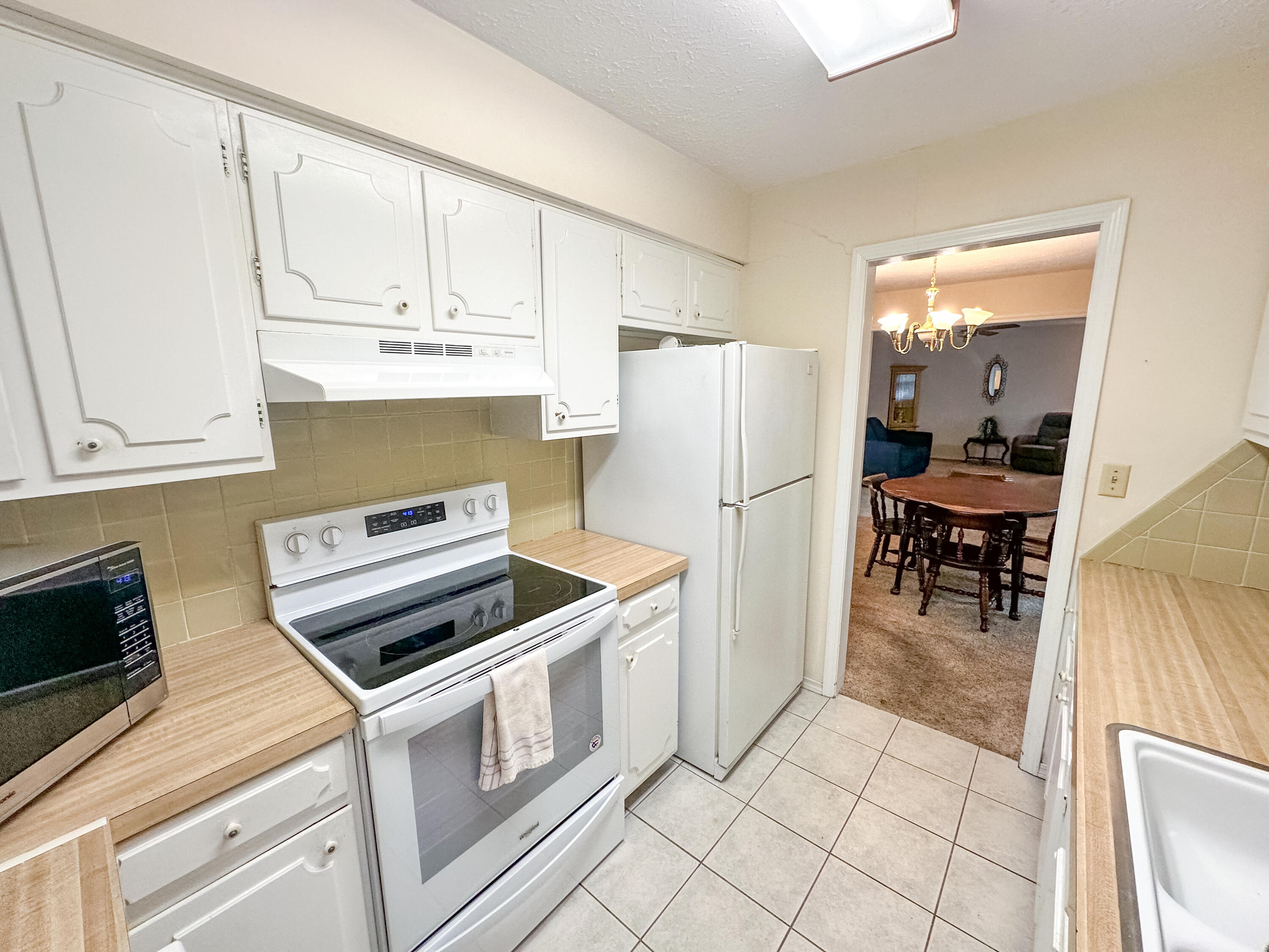 1517 South John Avenue Property Photo 26